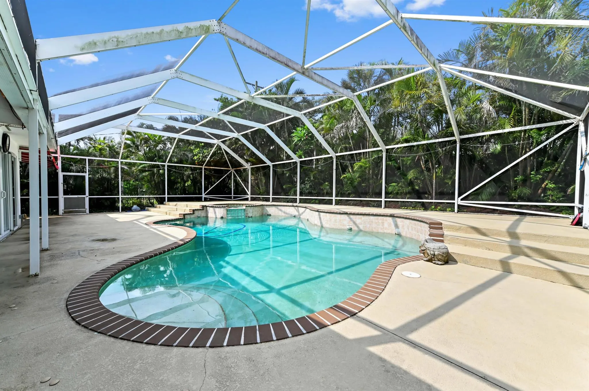 999 NW 3rd Avenue