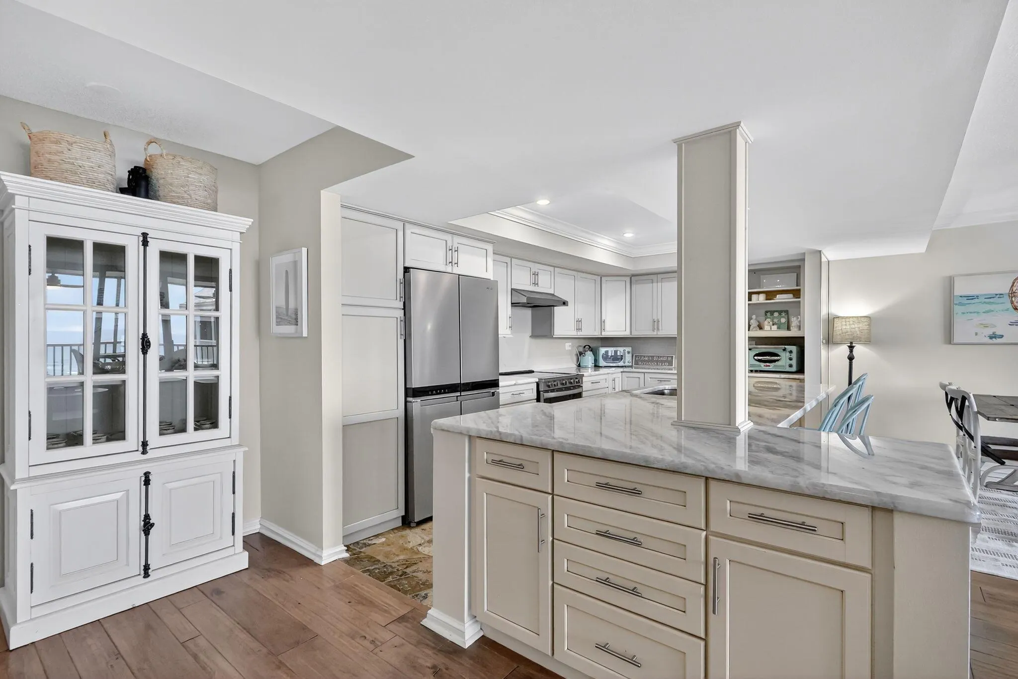 669 NE Plantation Road, #404