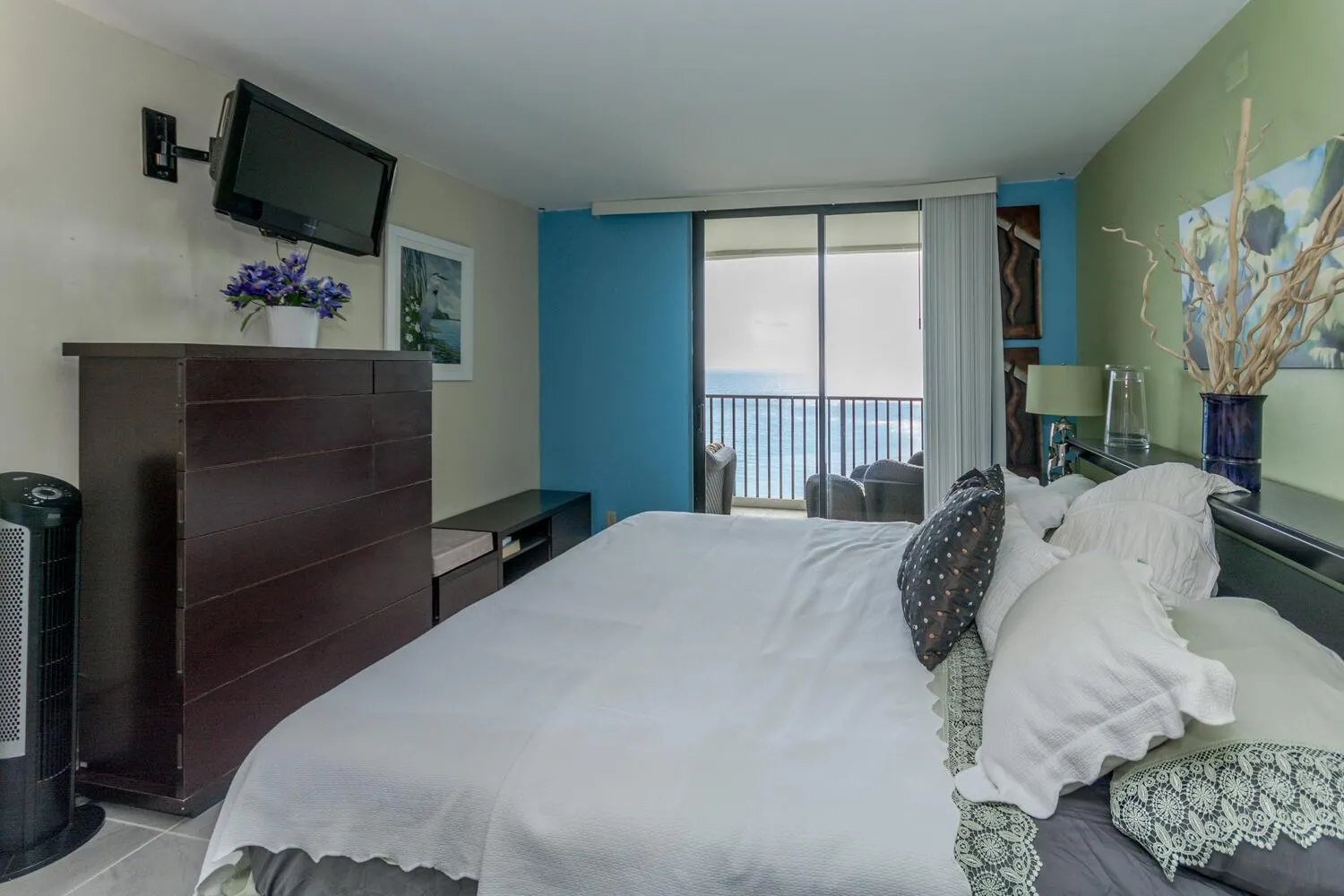 400 Ocean Trail Way, #1405