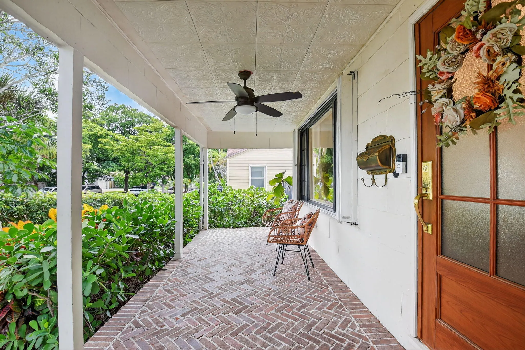 1001 Avon Road