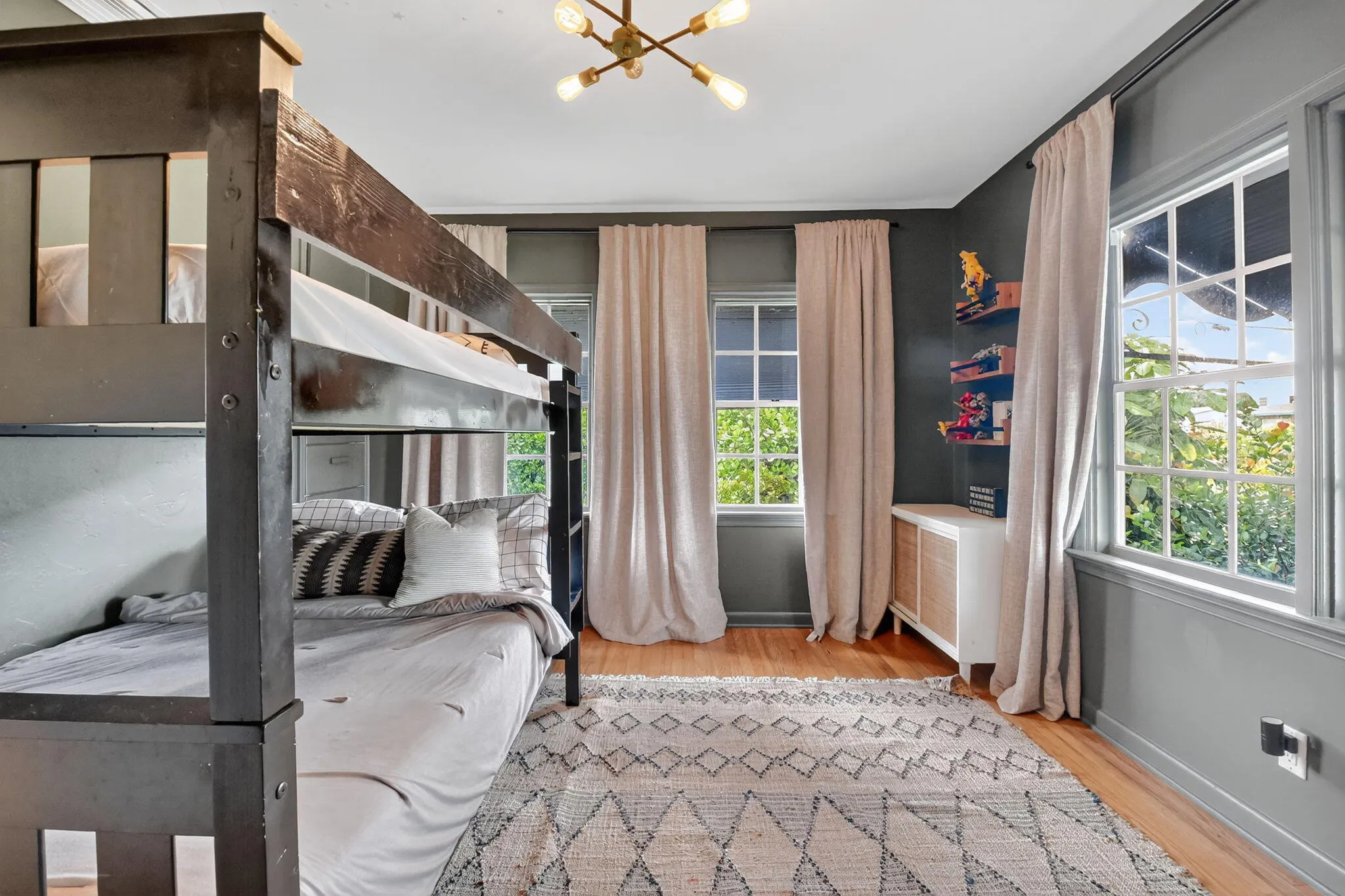 1001 Avon Road