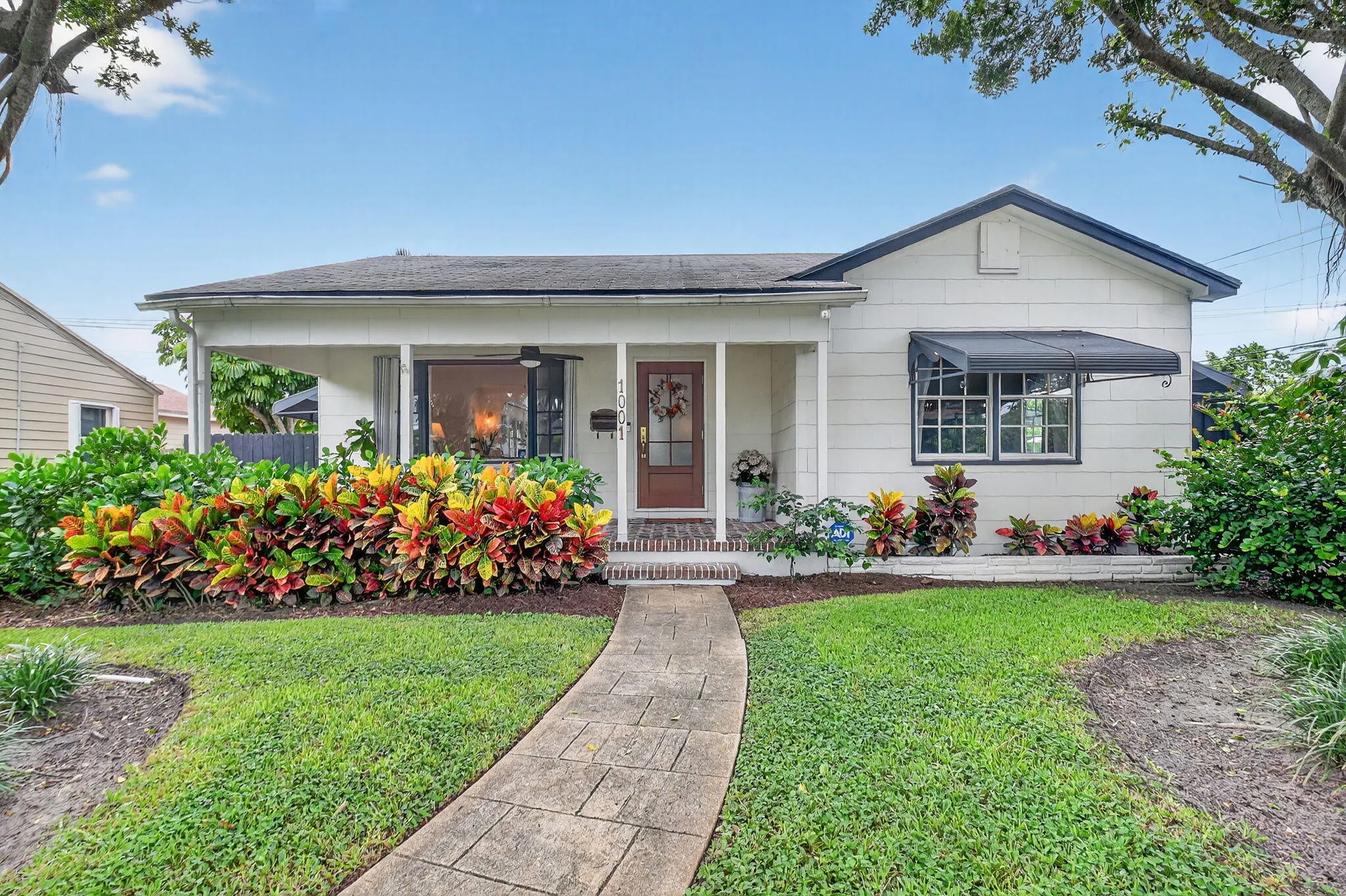 1001 Avon Road