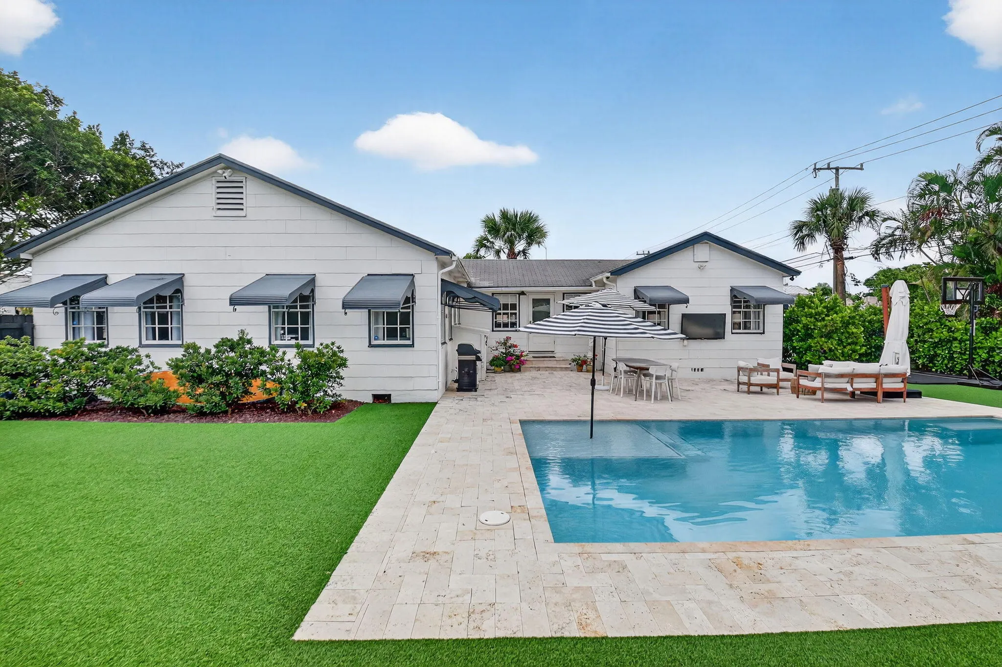 1001 Avon Road