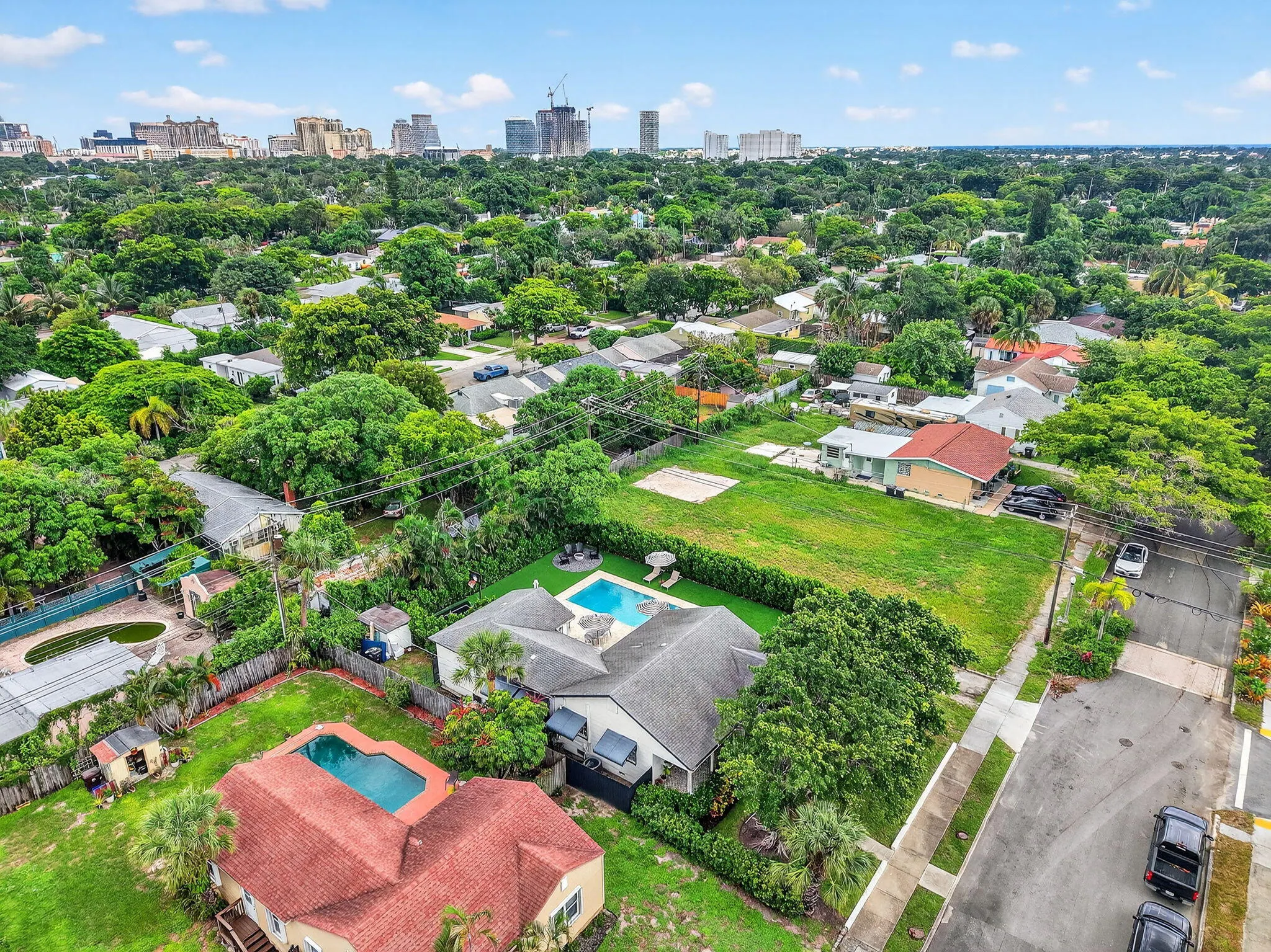 1001 Avon Road