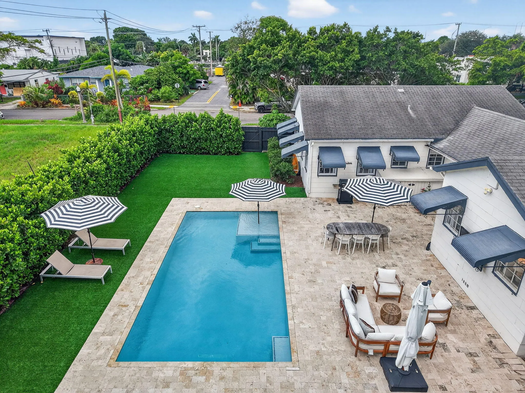 1001 Avon Road