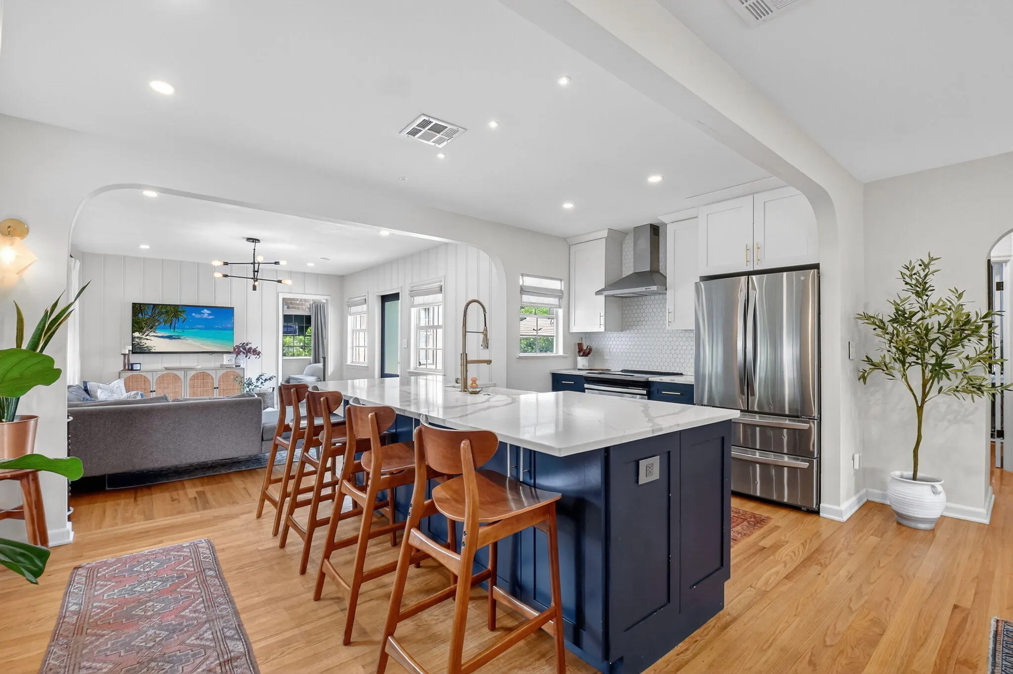 1001 Avon Road