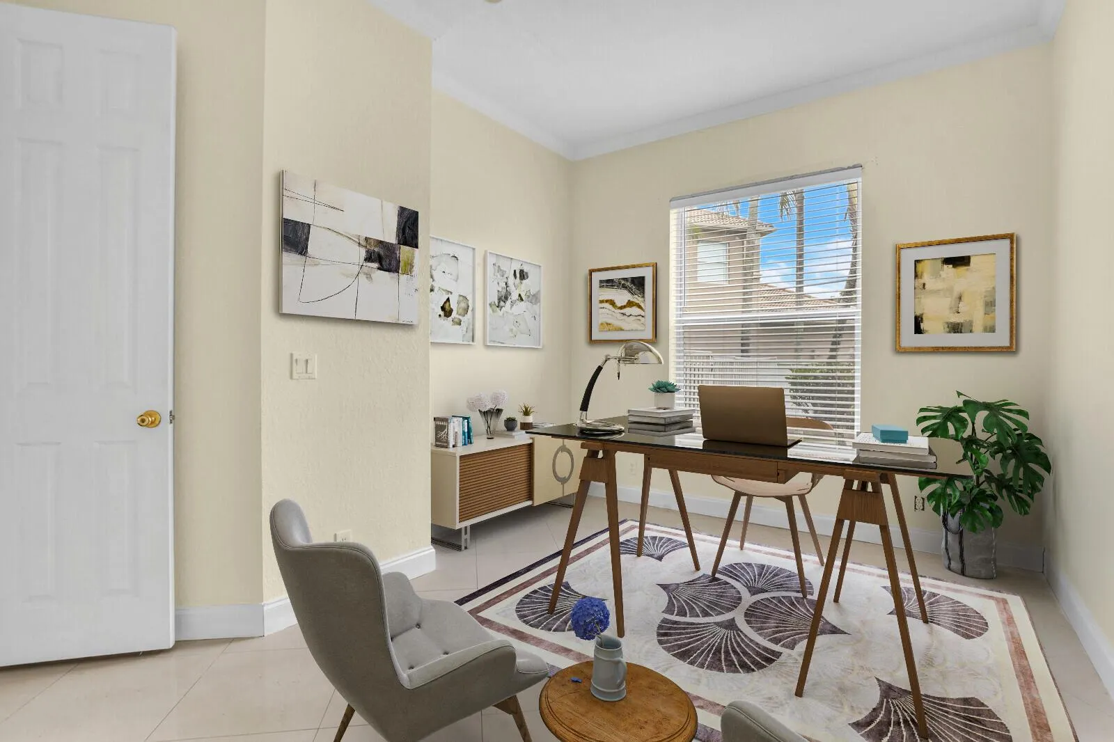 1324 Beacon Circle