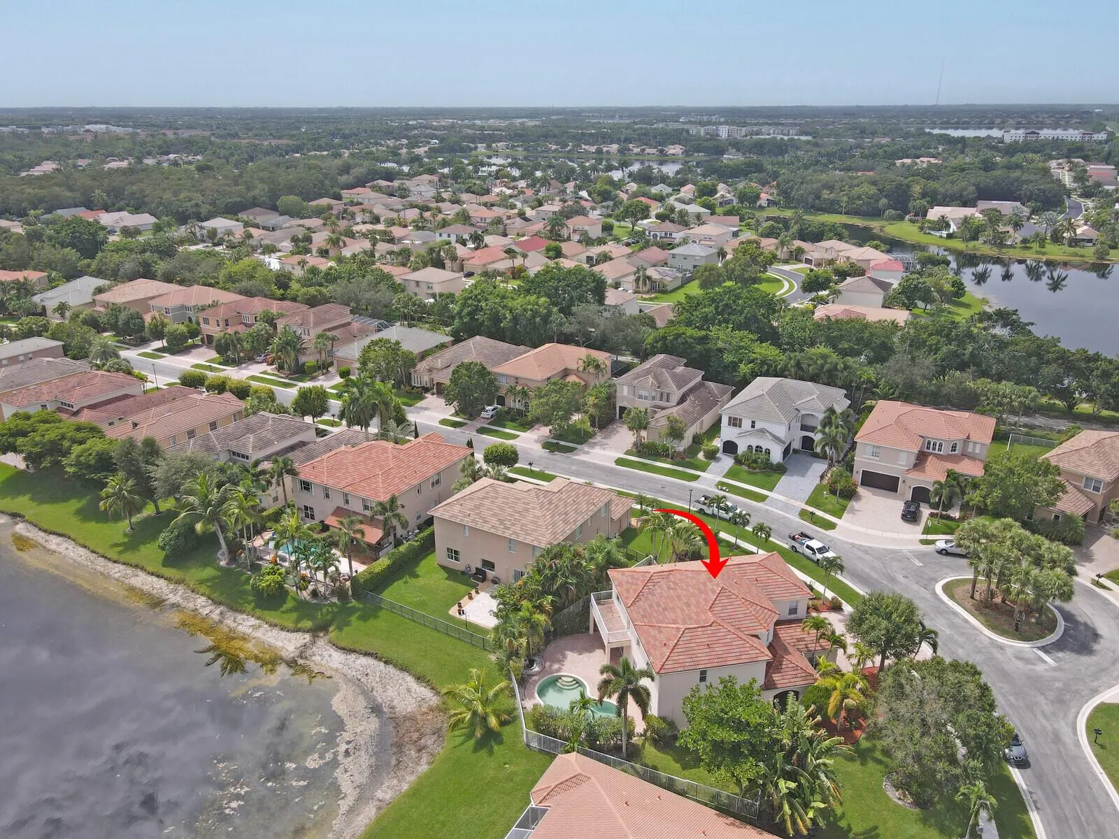 1324 Beacon Circle