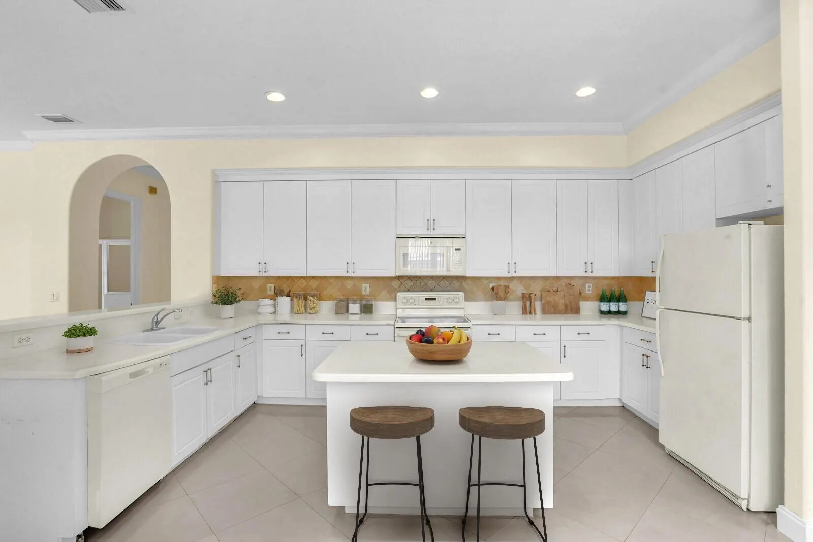 1324 Beacon Circle