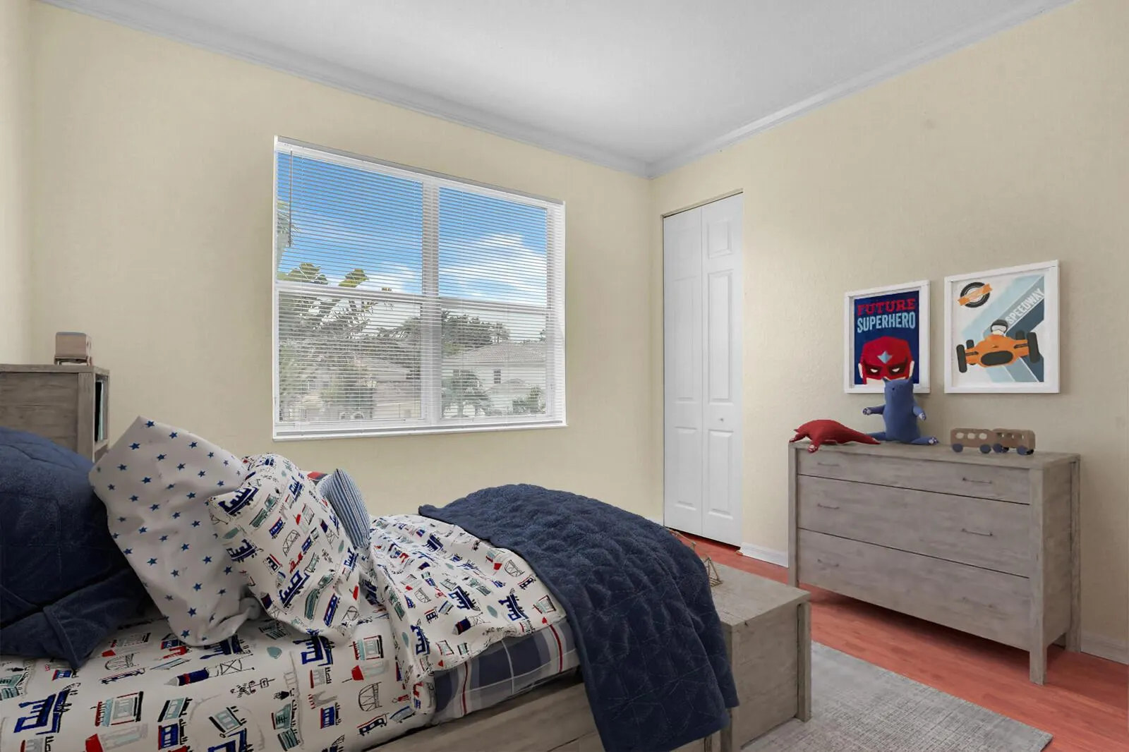 1324 Beacon Circle