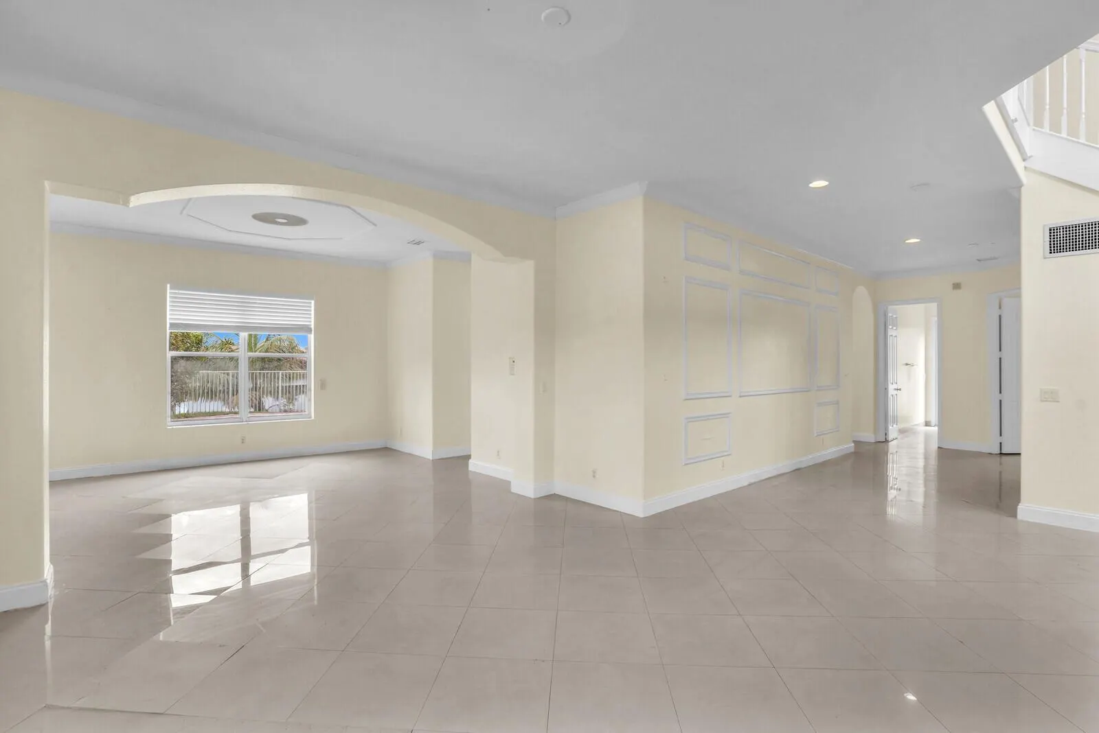 1324 Beacon Circle
