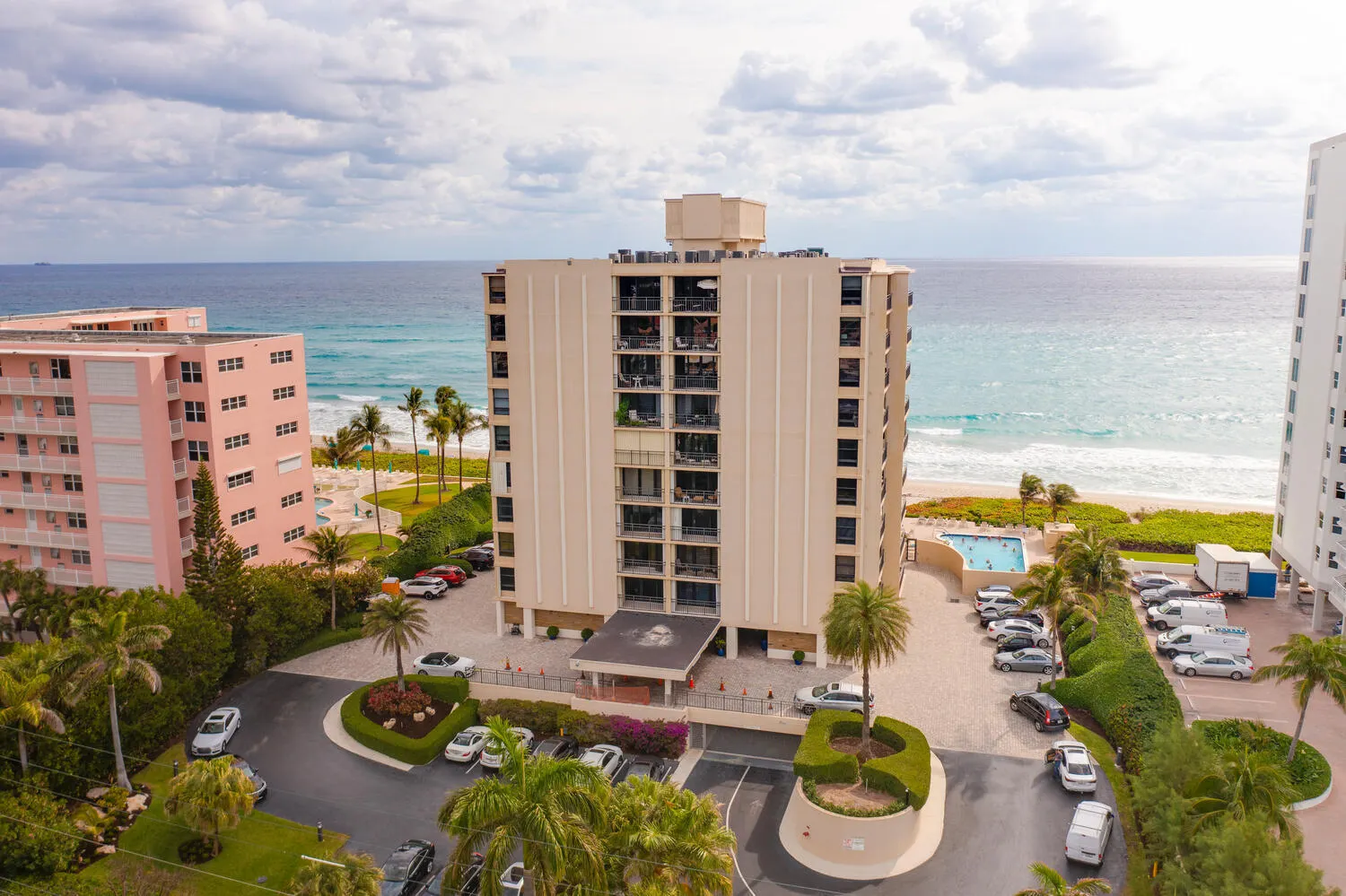 3009 So. Ocean Boulevard, #901