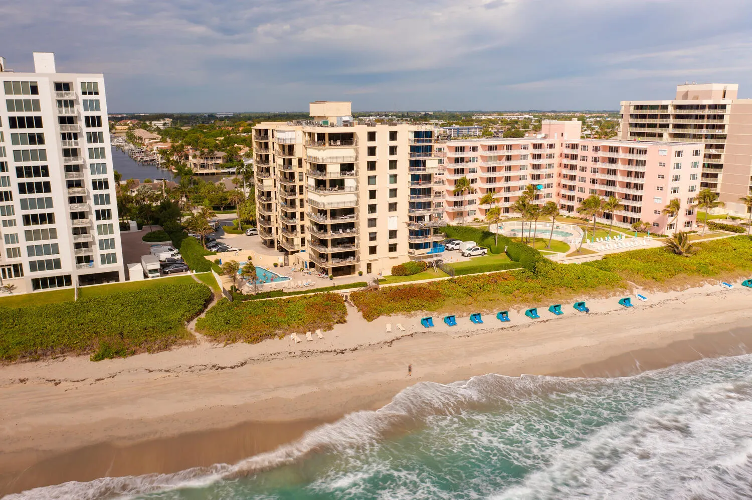 3009 So. Ocean Boulevard, #901