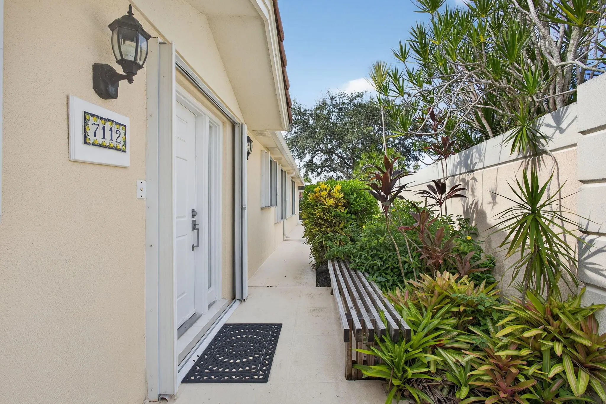 7112 Grassy Bay Drive