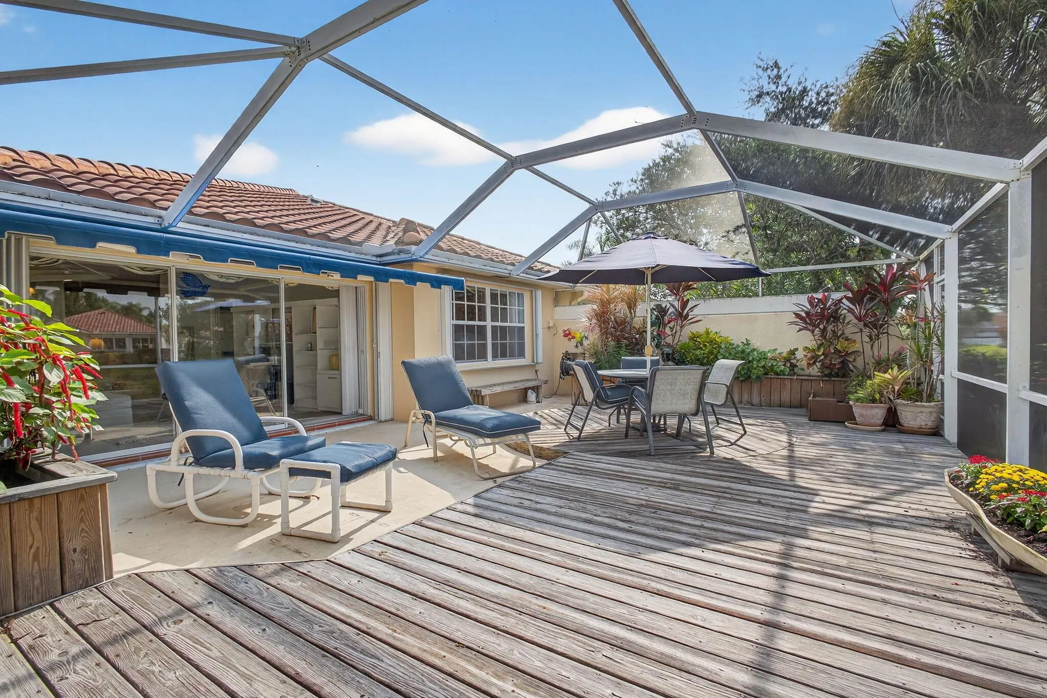 7112 Grassy Bay Drive