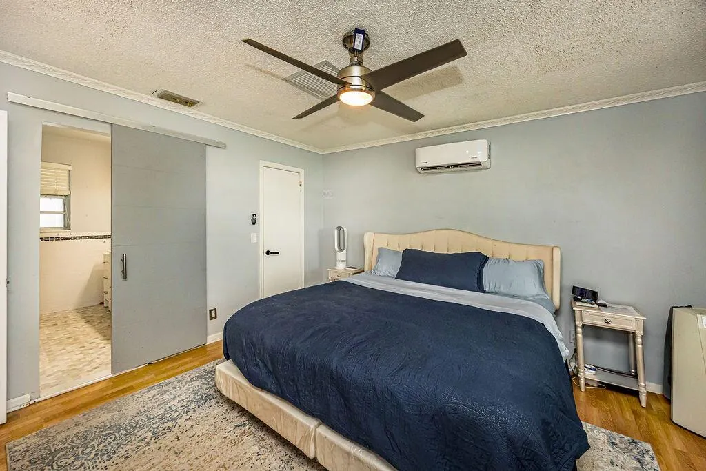 1166 Belmore Terrace