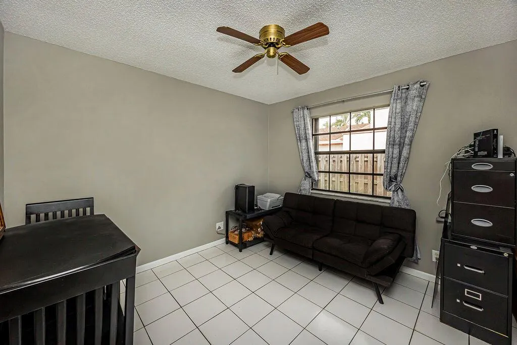 1166 Belmore Terrace