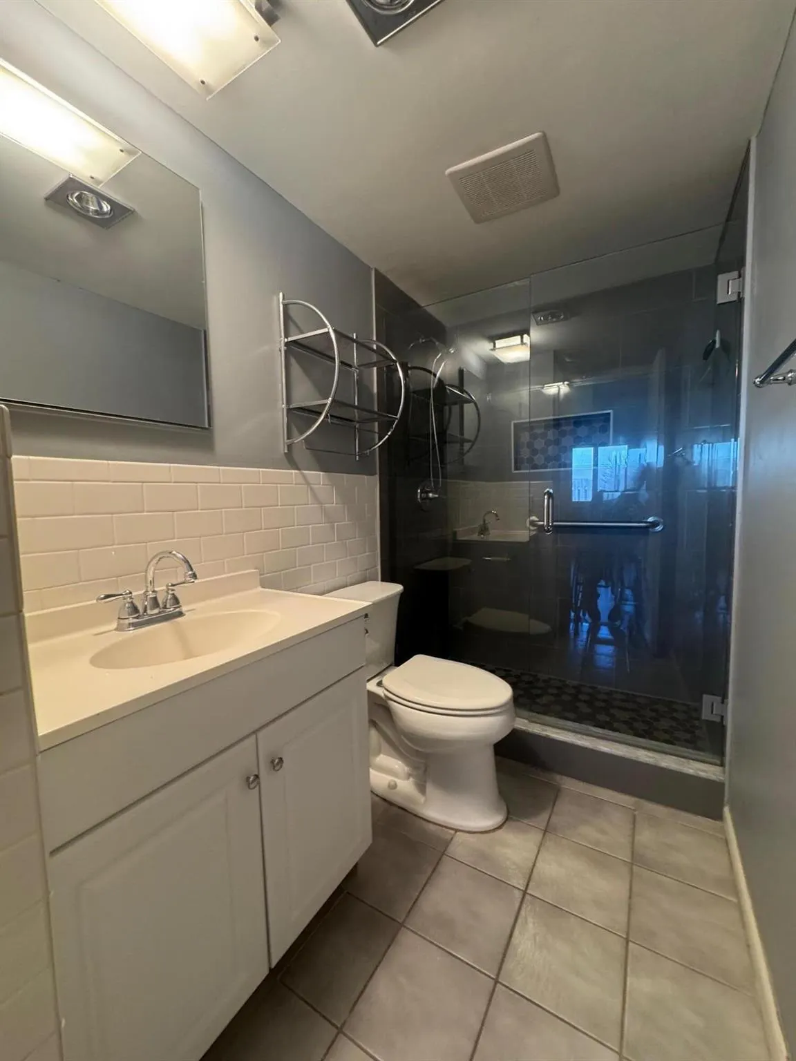 400 S Cypress Road, #406