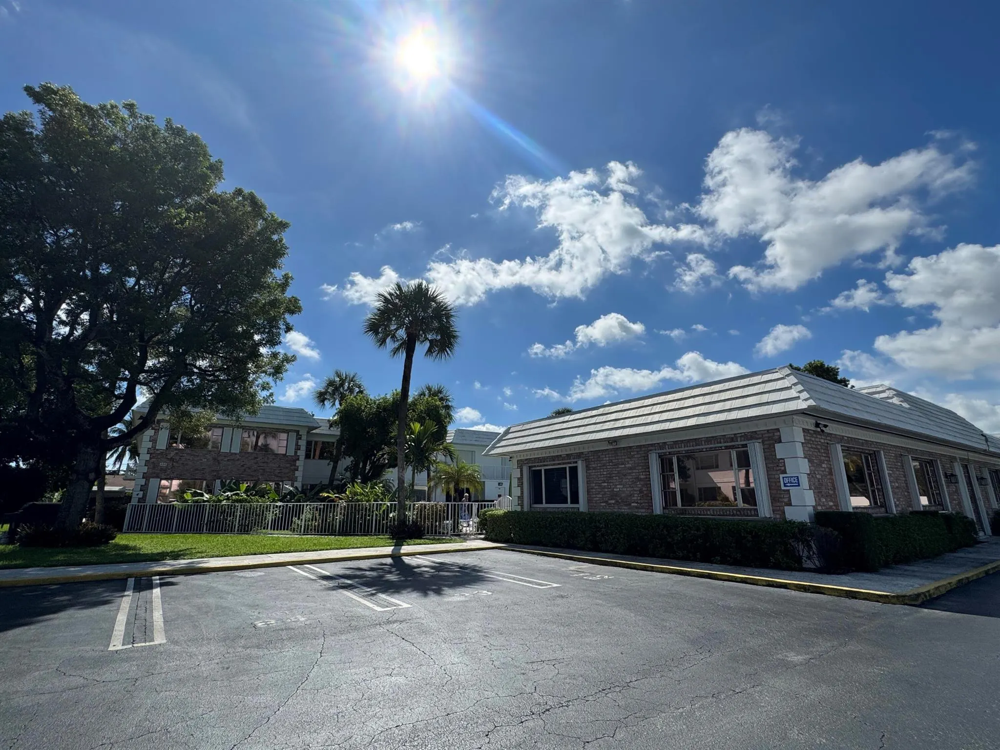 400 S Cypress Road, #406
