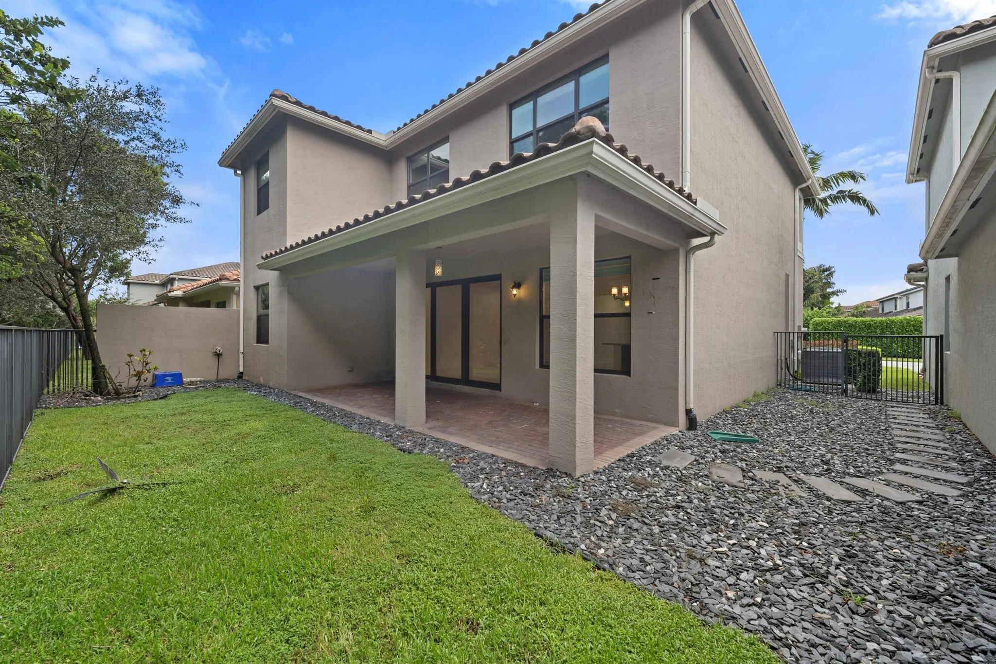 13739 Moss Agate Avenue