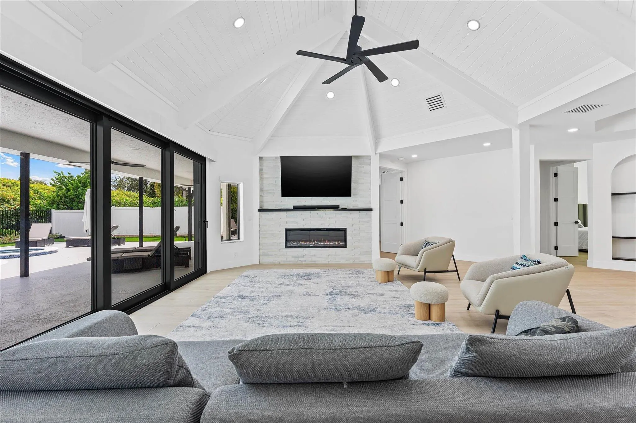 2670 Tecumseh Drive