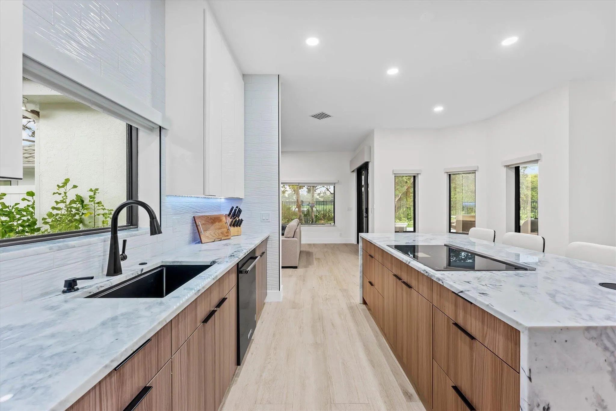 2670 Tecumseh Drive