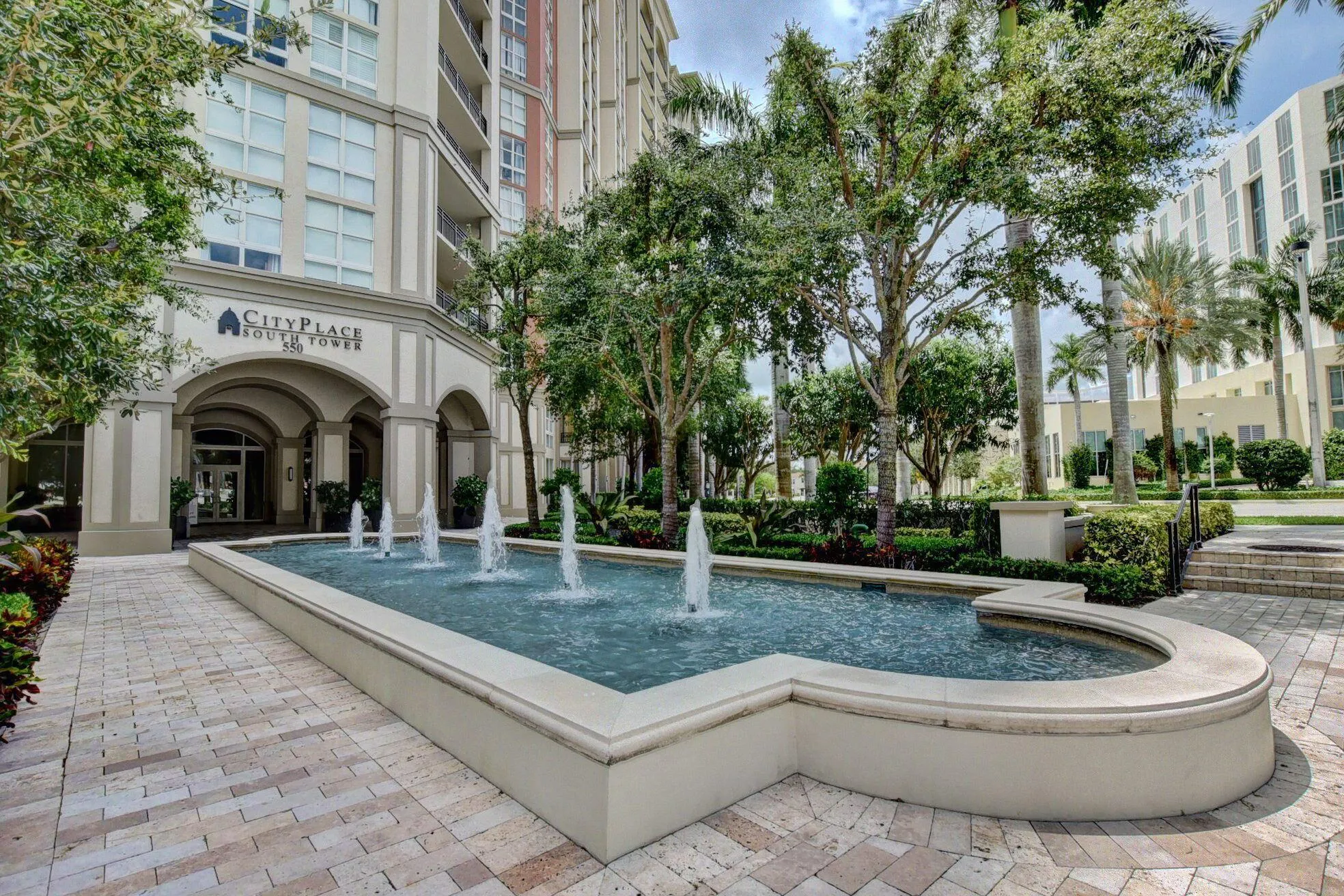 550 Okeechobee Boulevard, #608