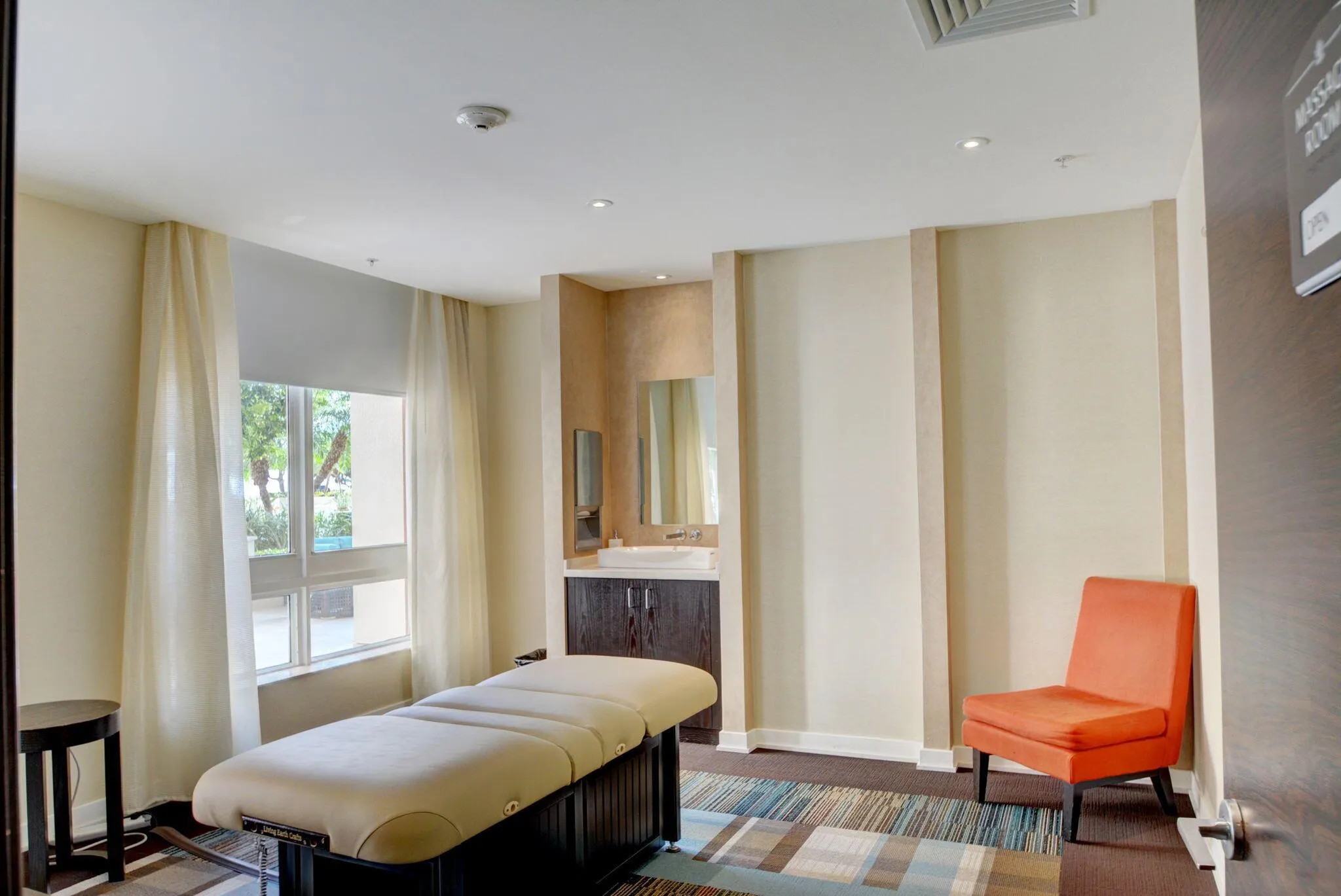 550 Okeechobee Boulevard, #608
