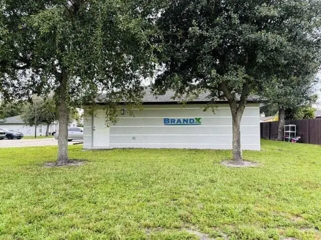 1939 Palm Acres Drive