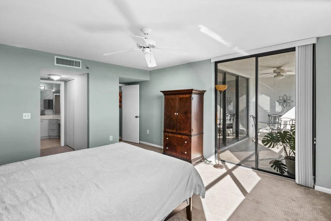 6530 Boca Del Mar Drive, #735