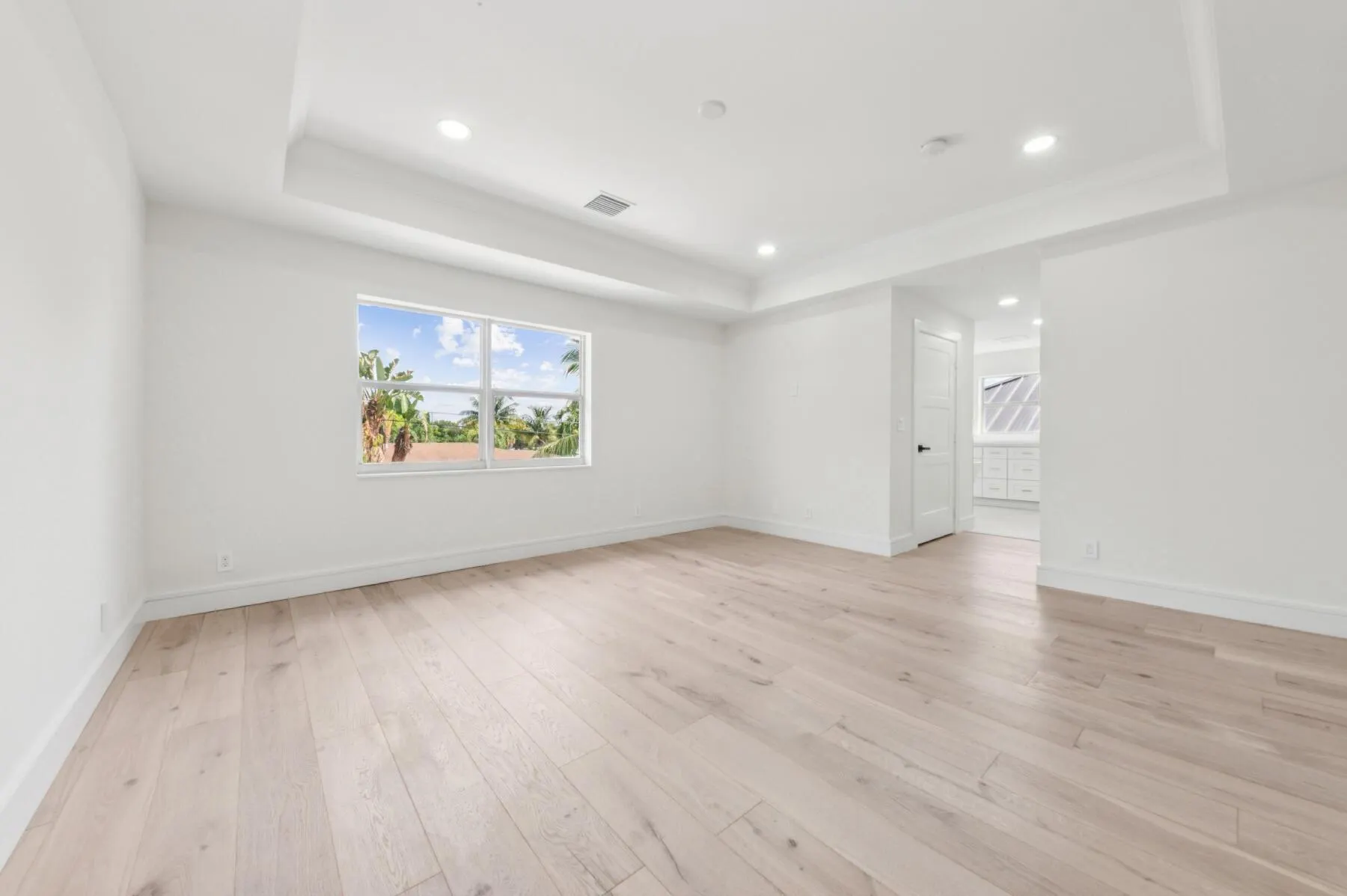 15 SW 9th Street