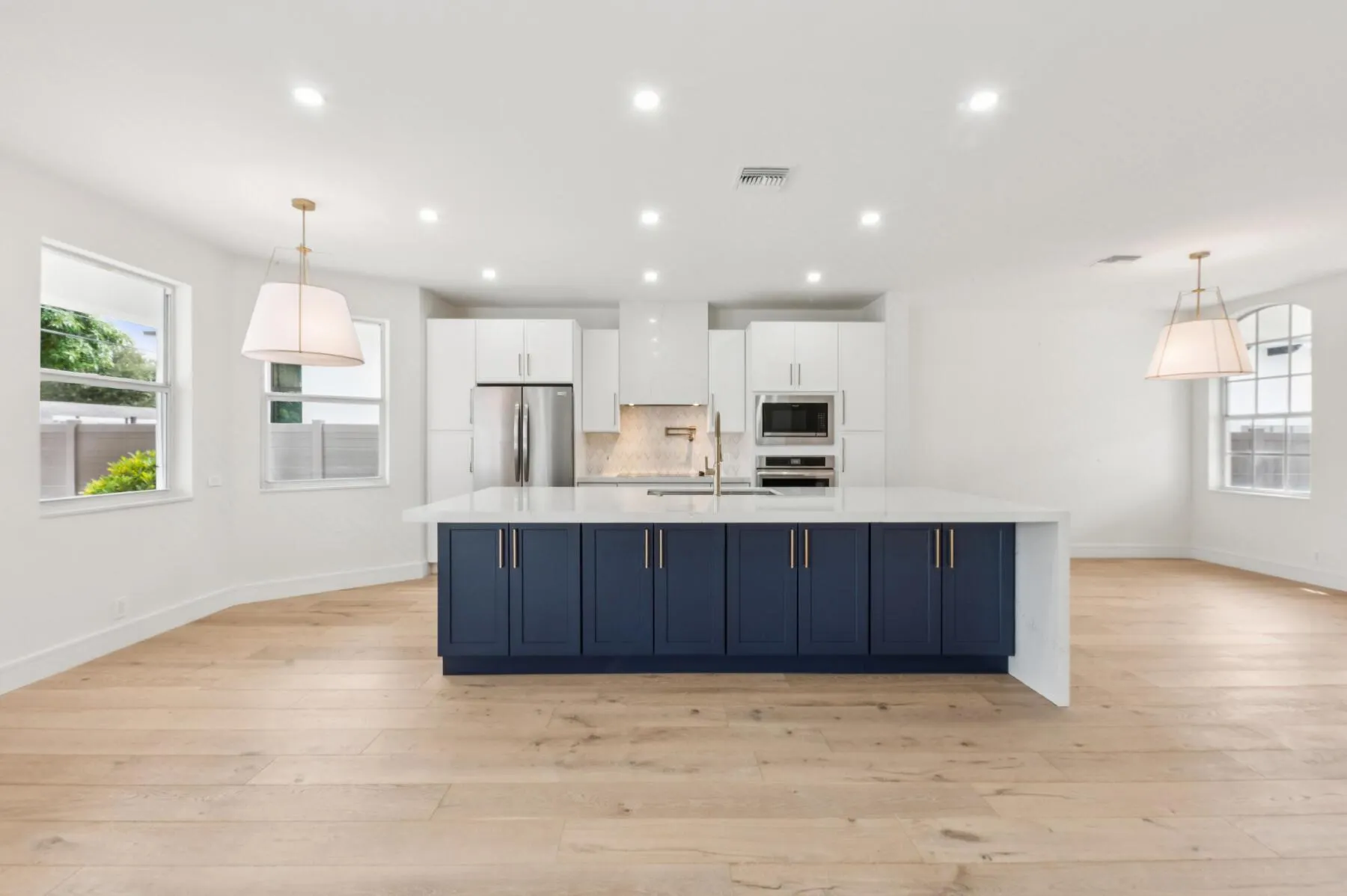 15 SW 9th Street