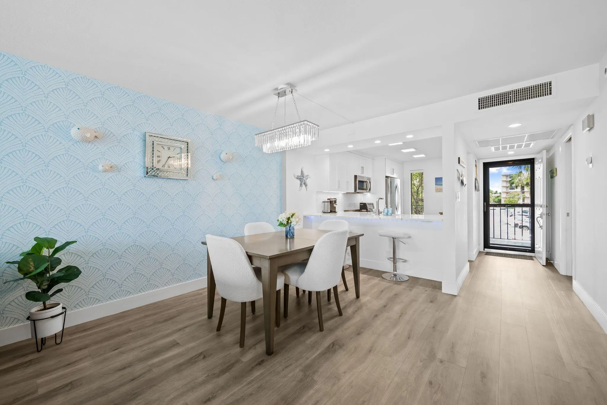 15 Royal Palm Way, #202