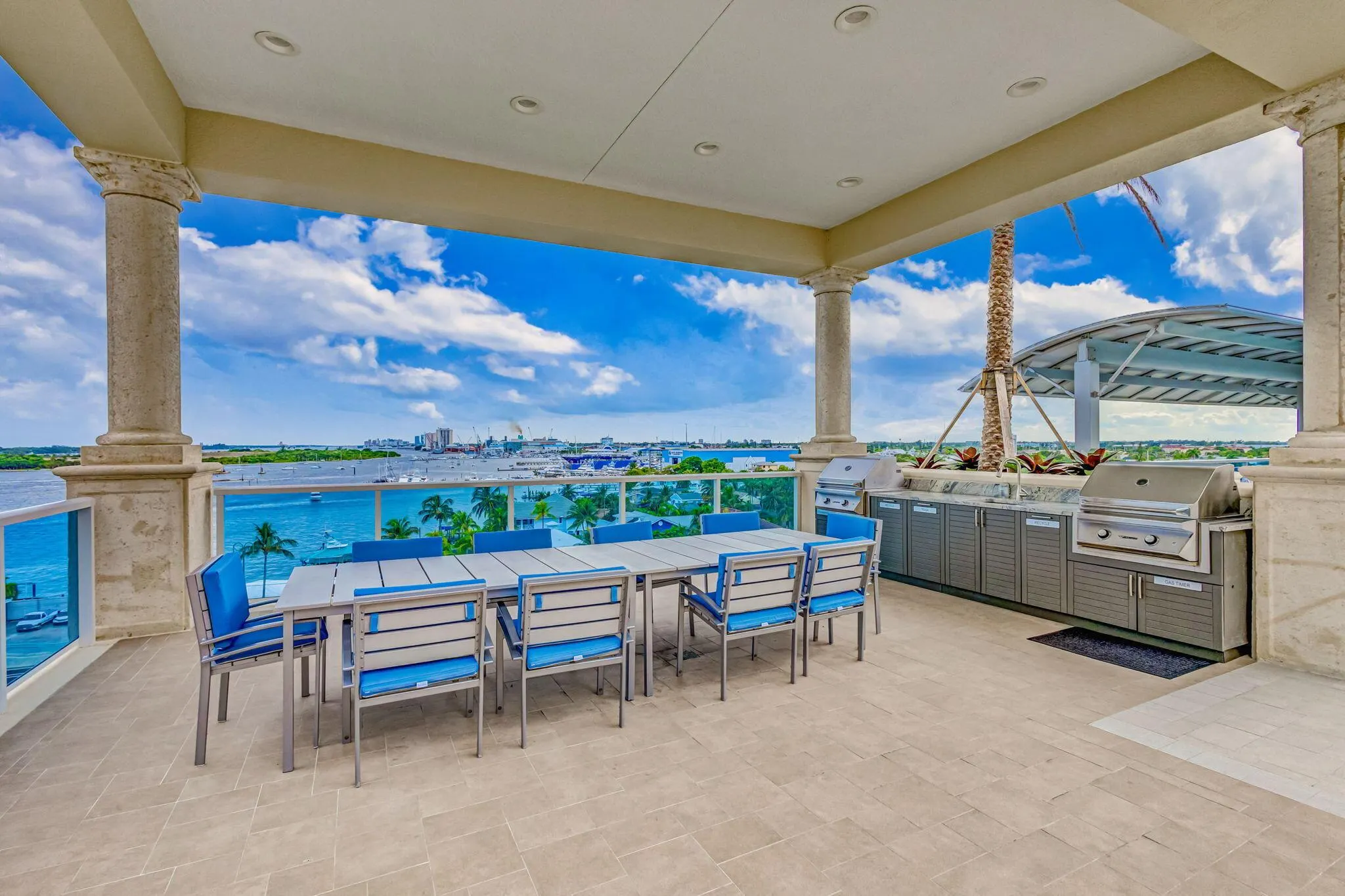 2640 Lake Shore Drive, #2115