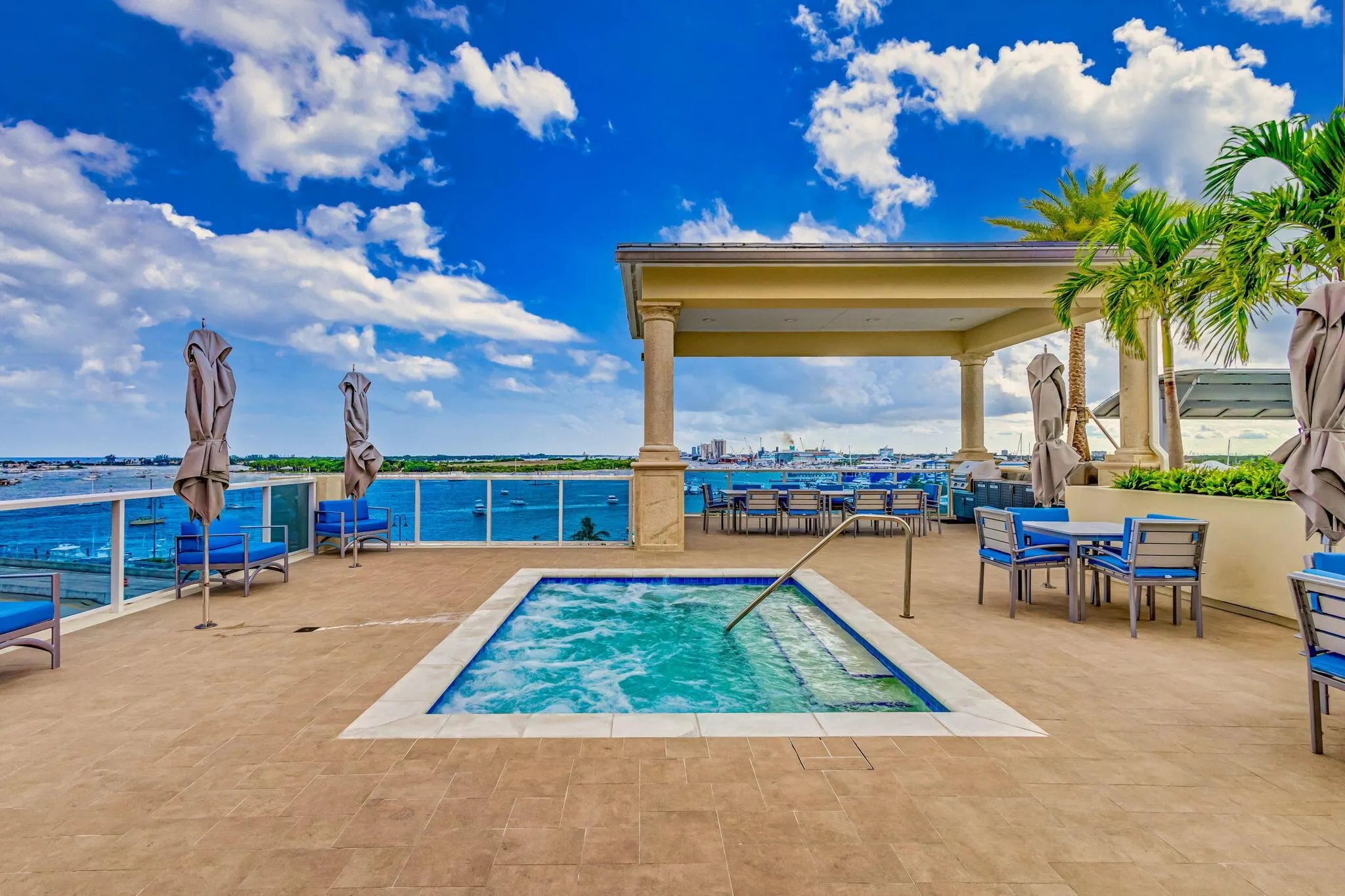 2640 Lake Shore Drive, #2115