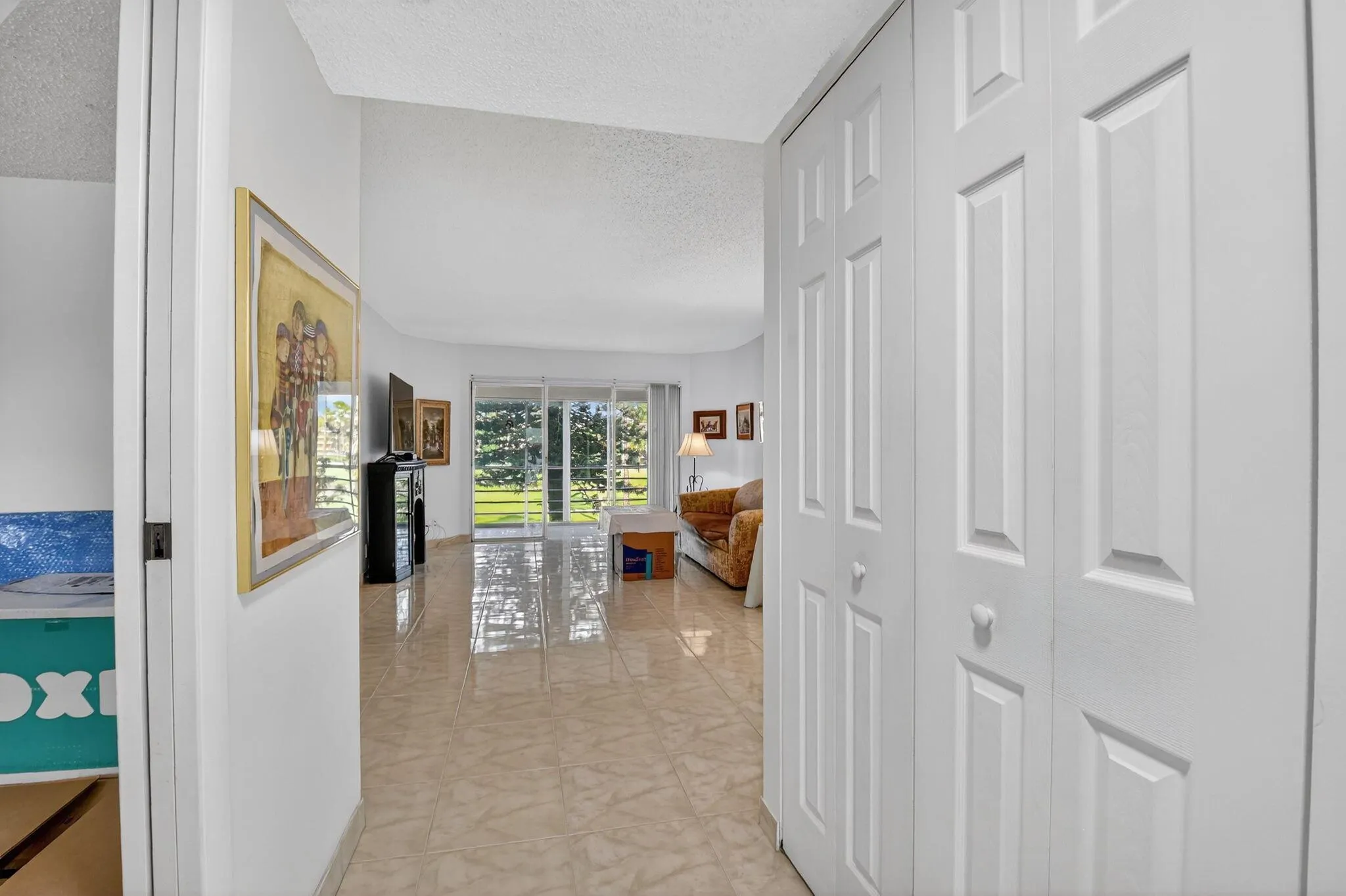 3810 Via Poinciana, #206