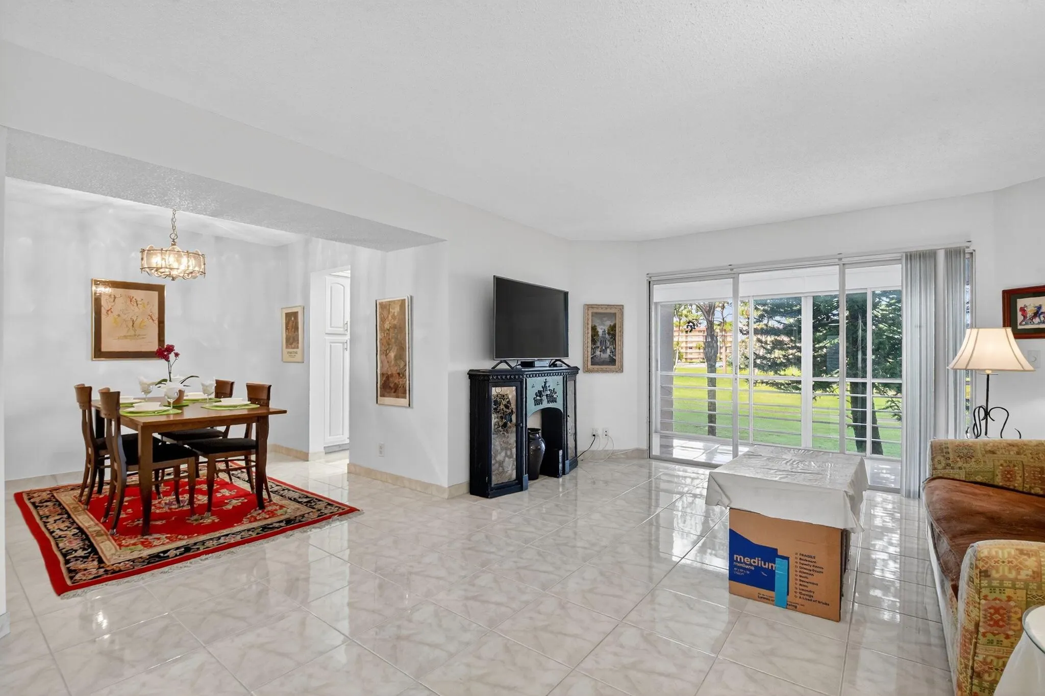 3810 Via Poinciana, #206