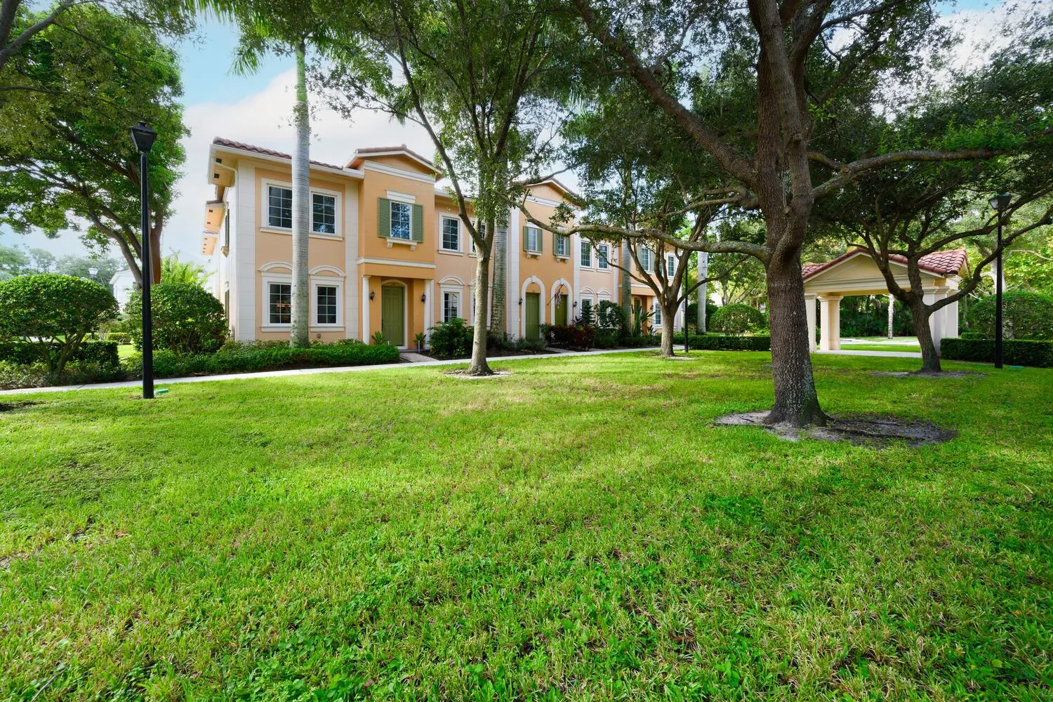 117 Glencullen Circle