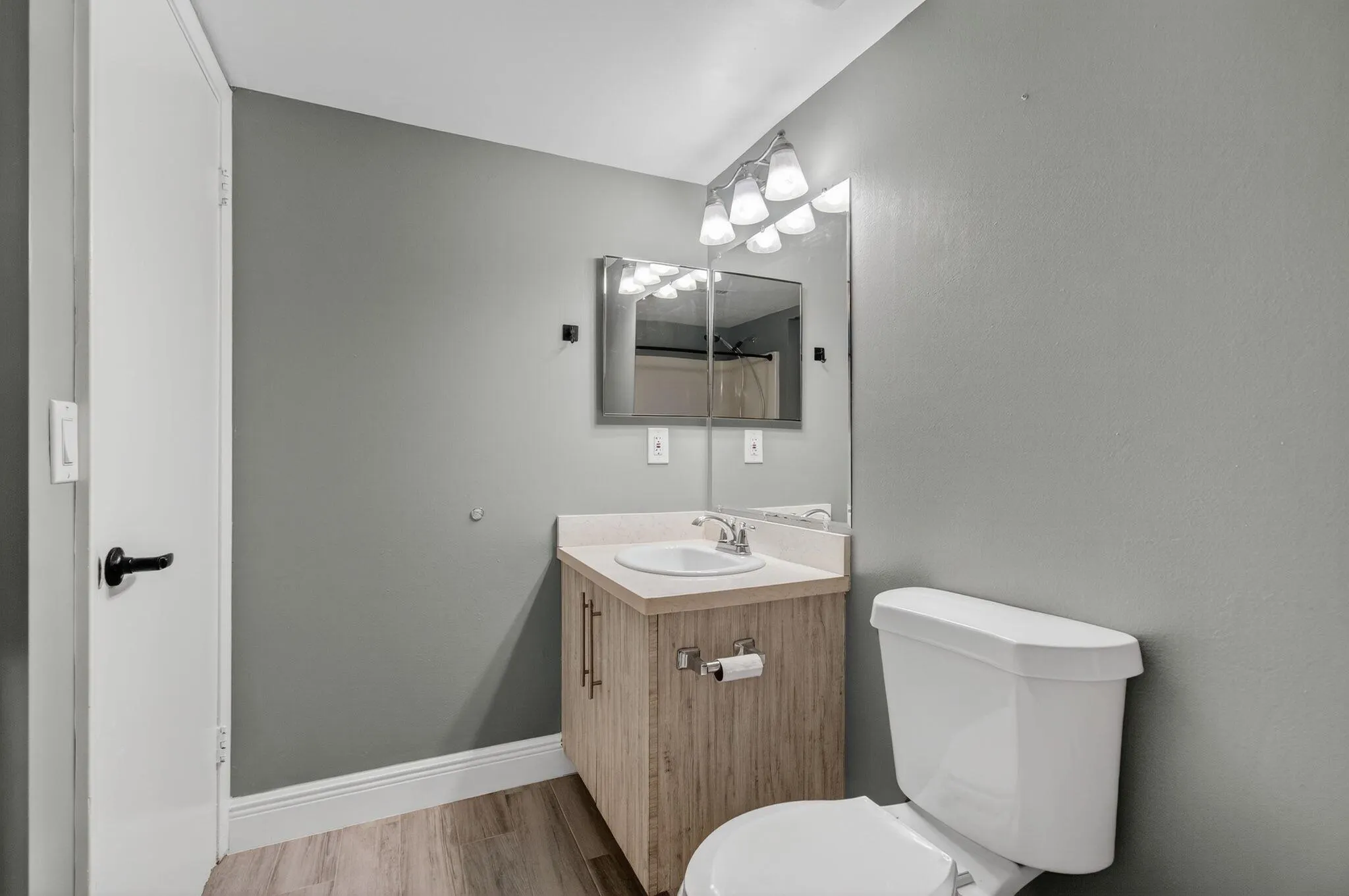 7125 Golf Colony Court, #202