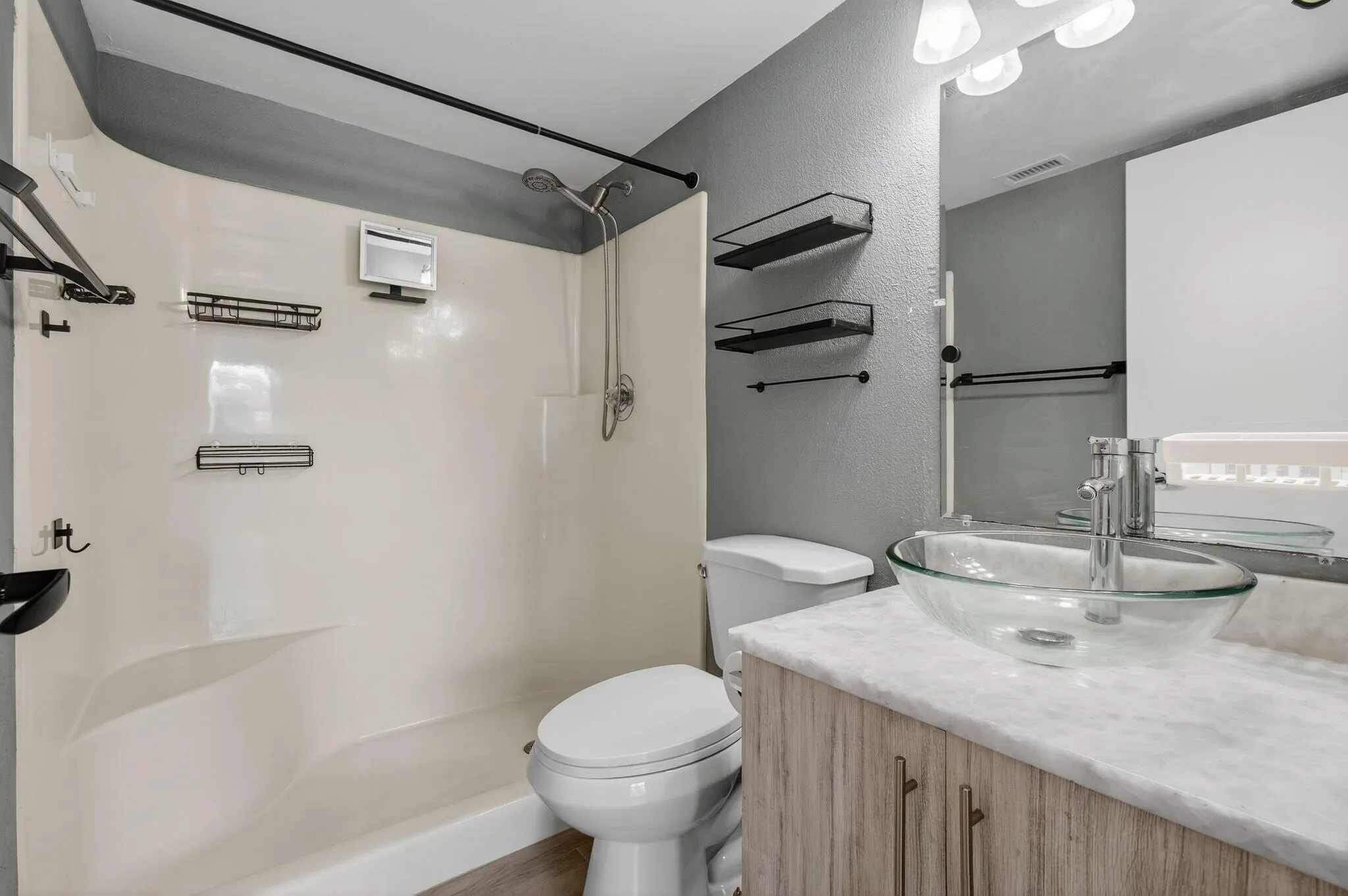 7125 Golf Colony Court, #202