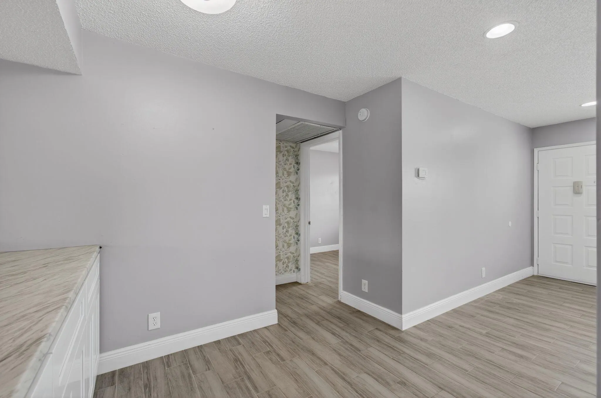 7125 Golf Colony Court, #202