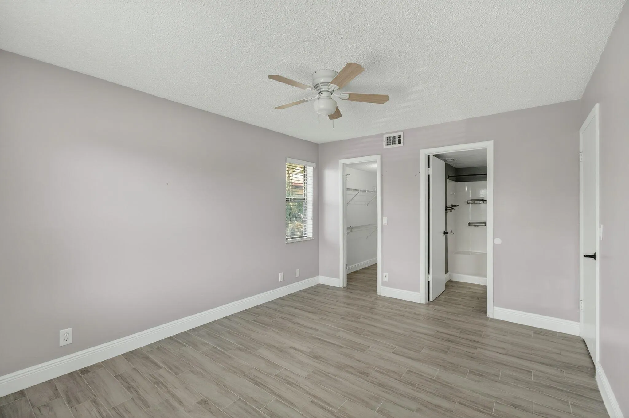 7125 Golf Colony Court, #202