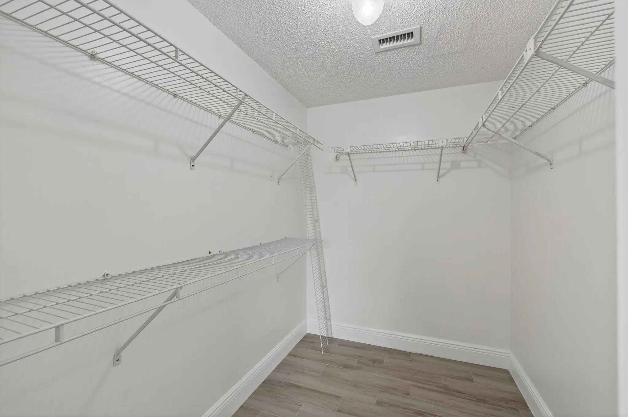 7125 Golf Colony Court, #202