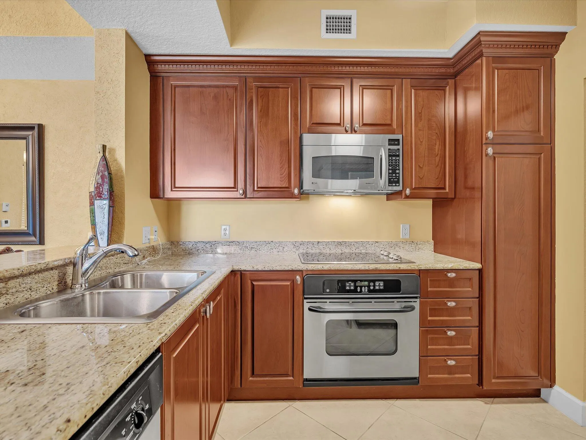 2 Renaissance Way, #419
