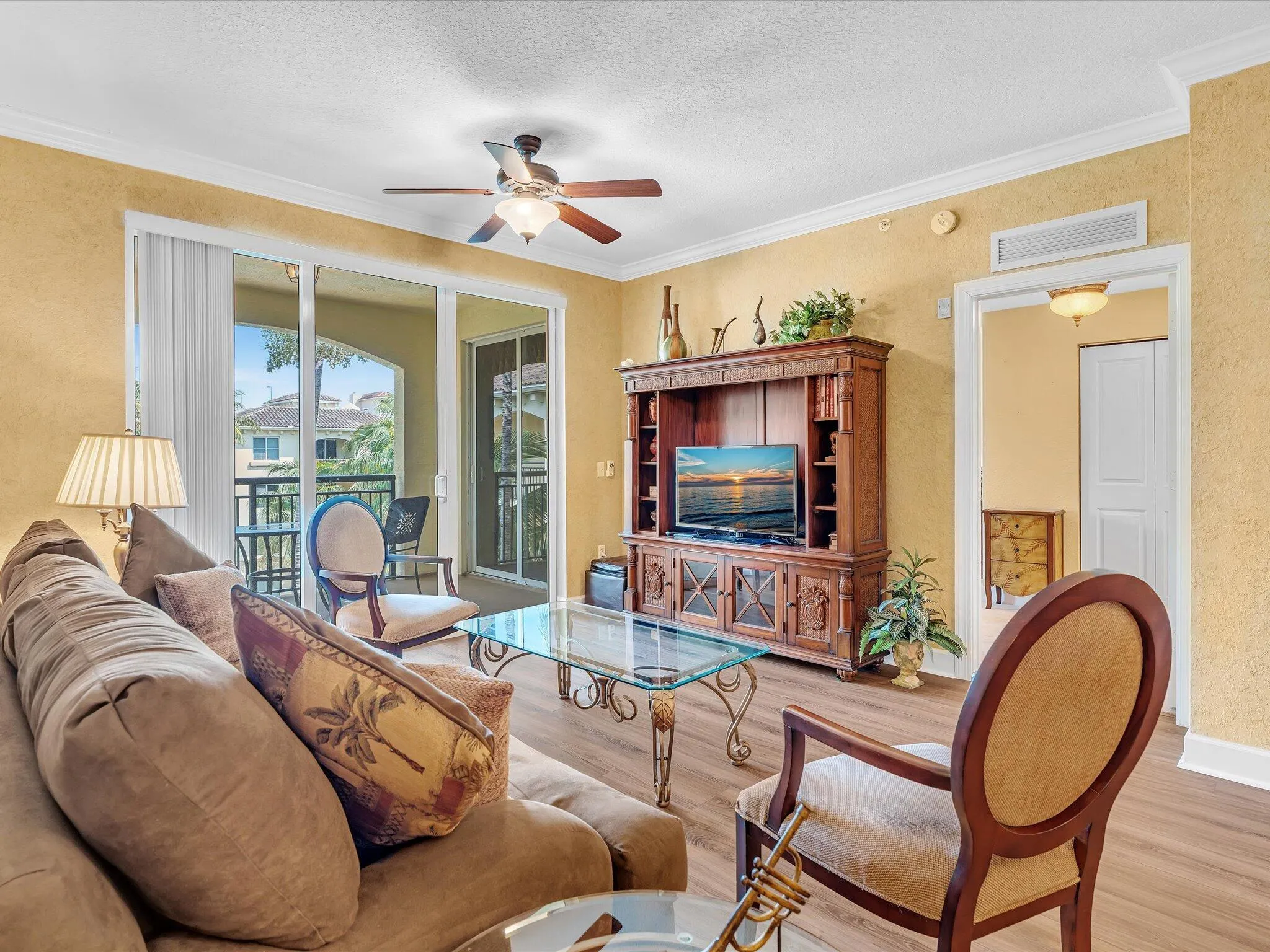 2 Renaissance Way, #419