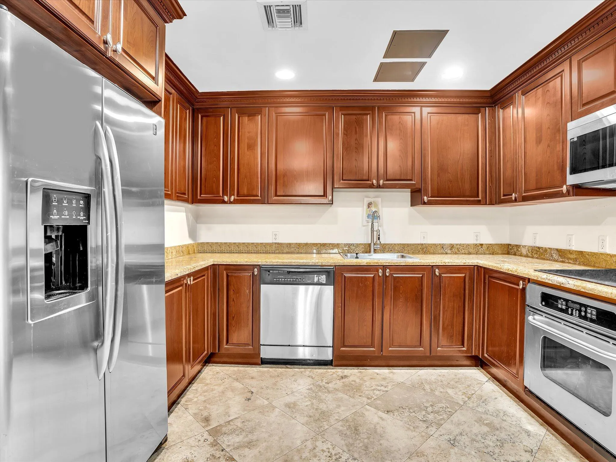 2 Renaissance Way, #419
