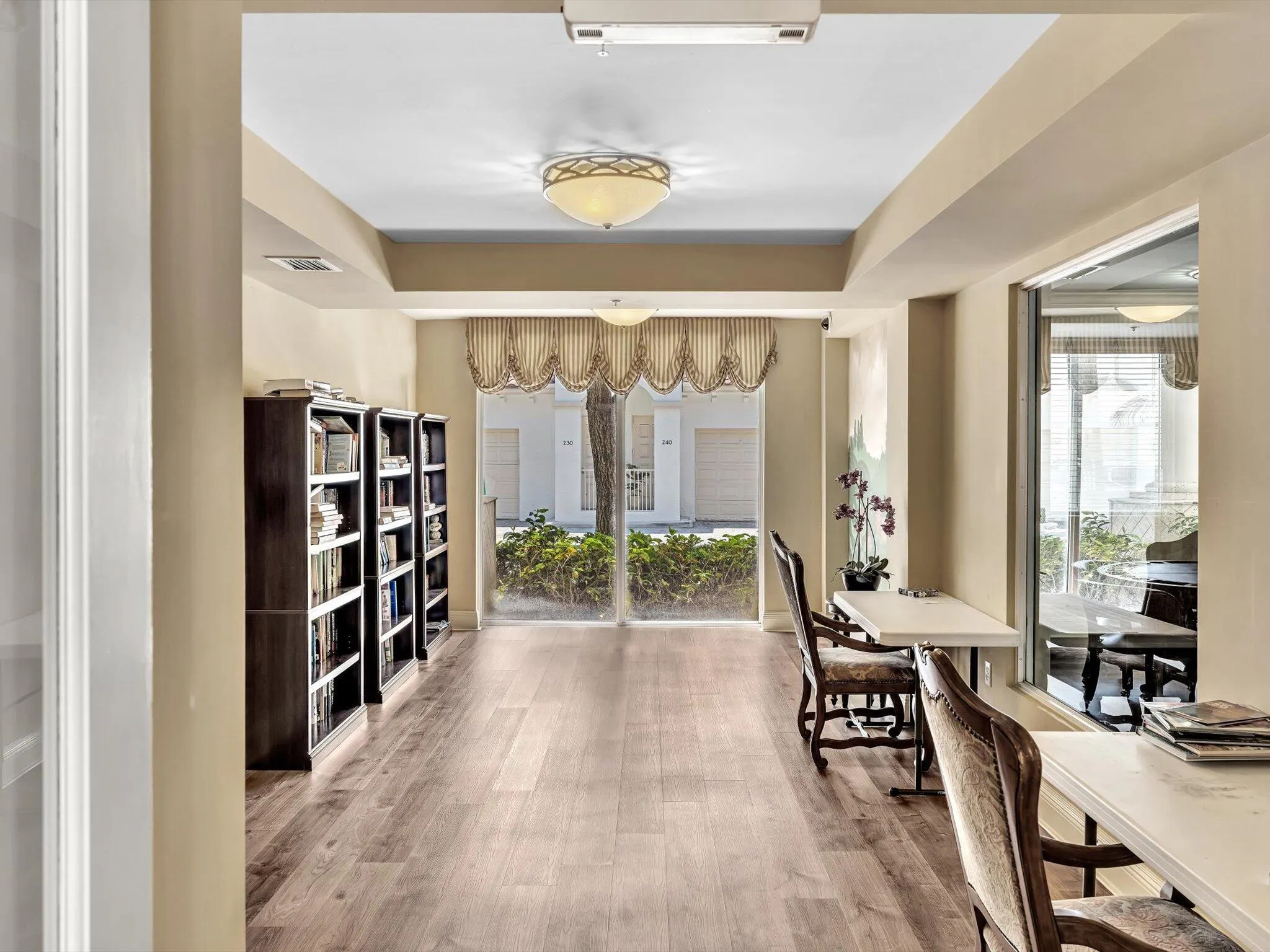 2 Renaissance Way, #419