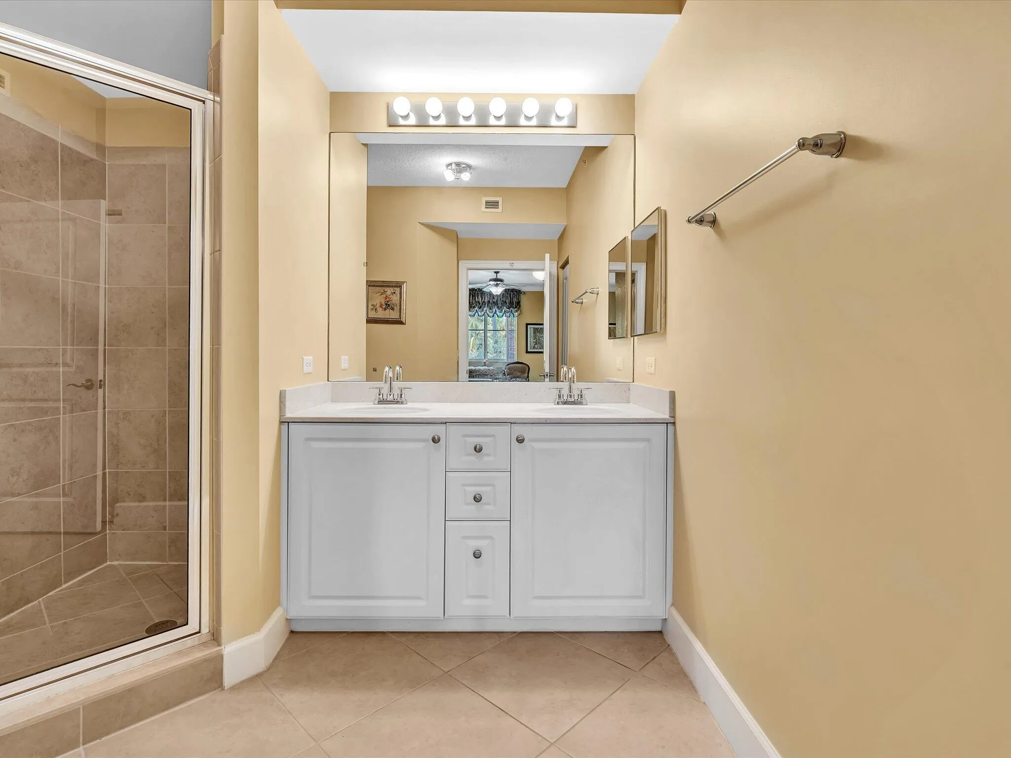 2 Renaissance Way, #419