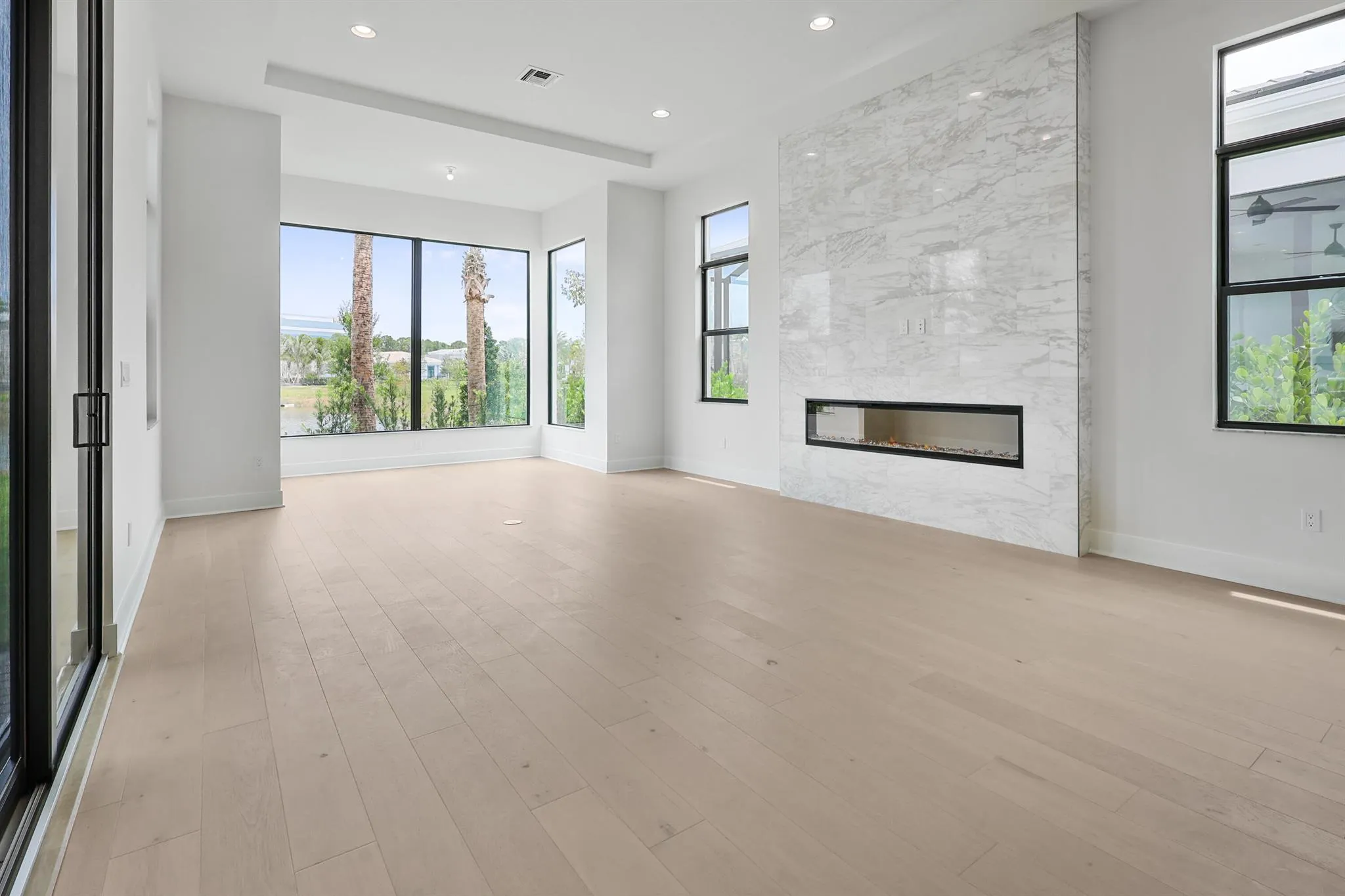 13405 Artisan Circle