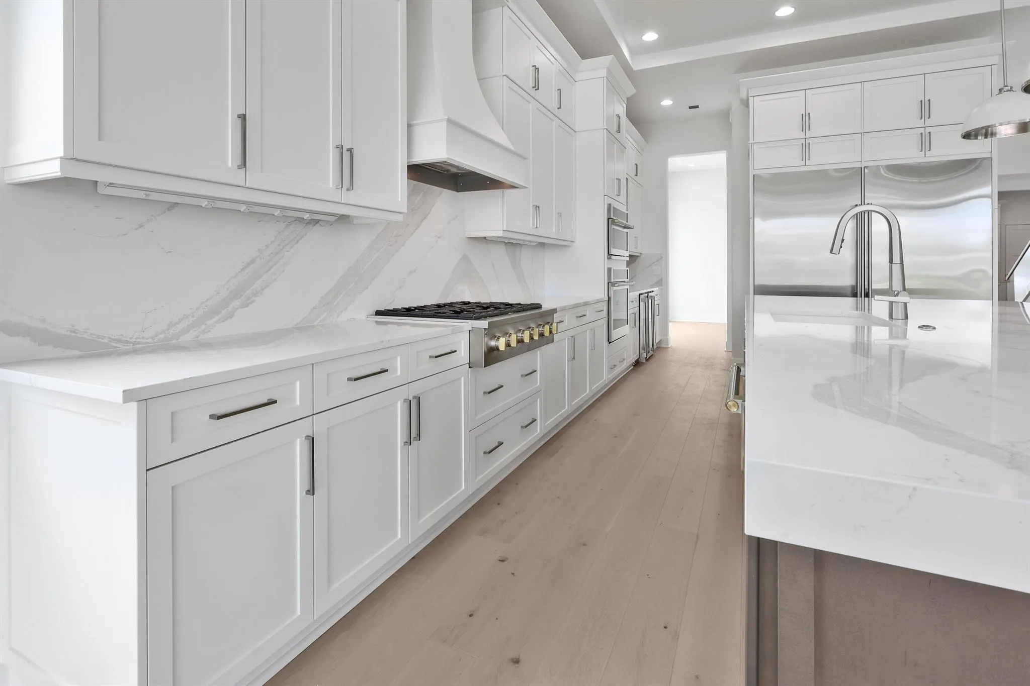 13405 Artisan Circle